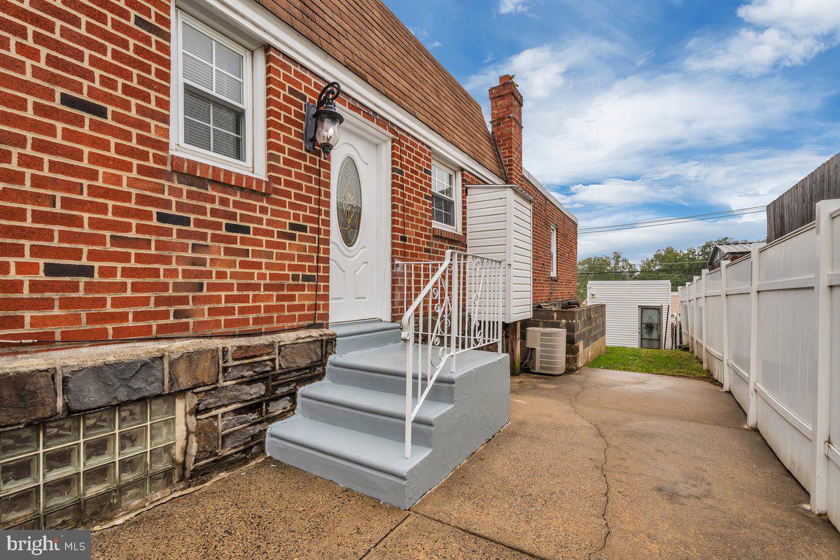 9106 WOODEN BRIDGE ROAD