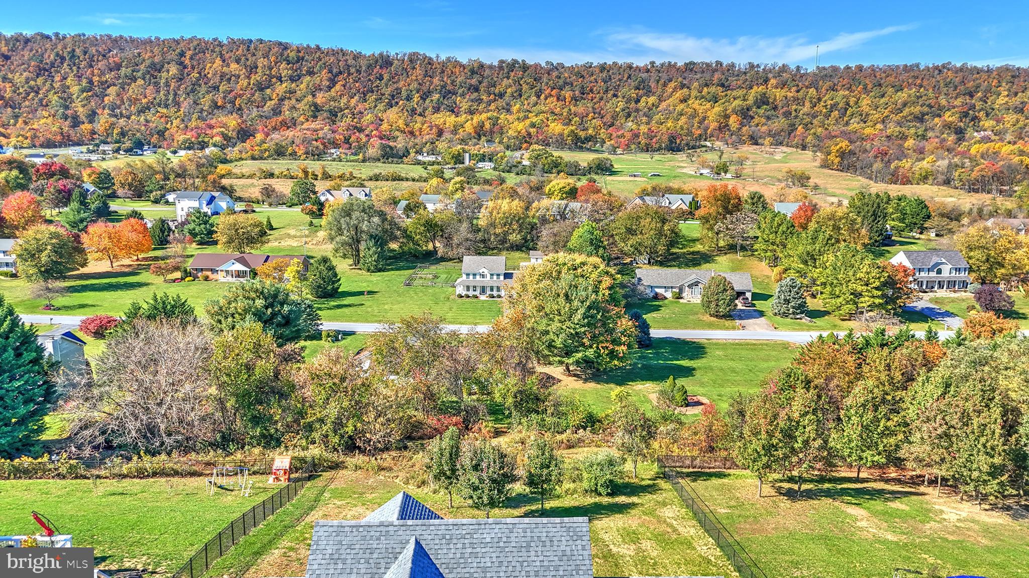PEBBLE RIDGE - Residential