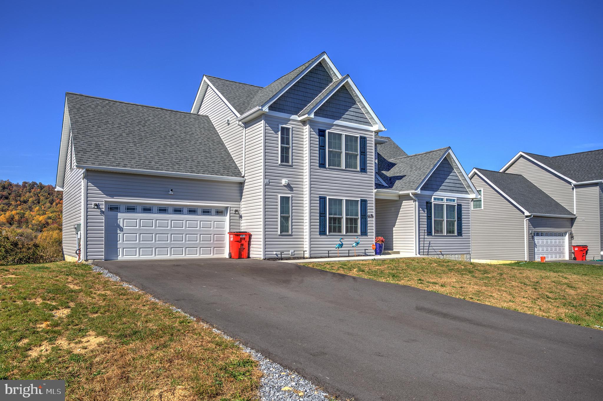 PEBBLE RIDGE - Residential