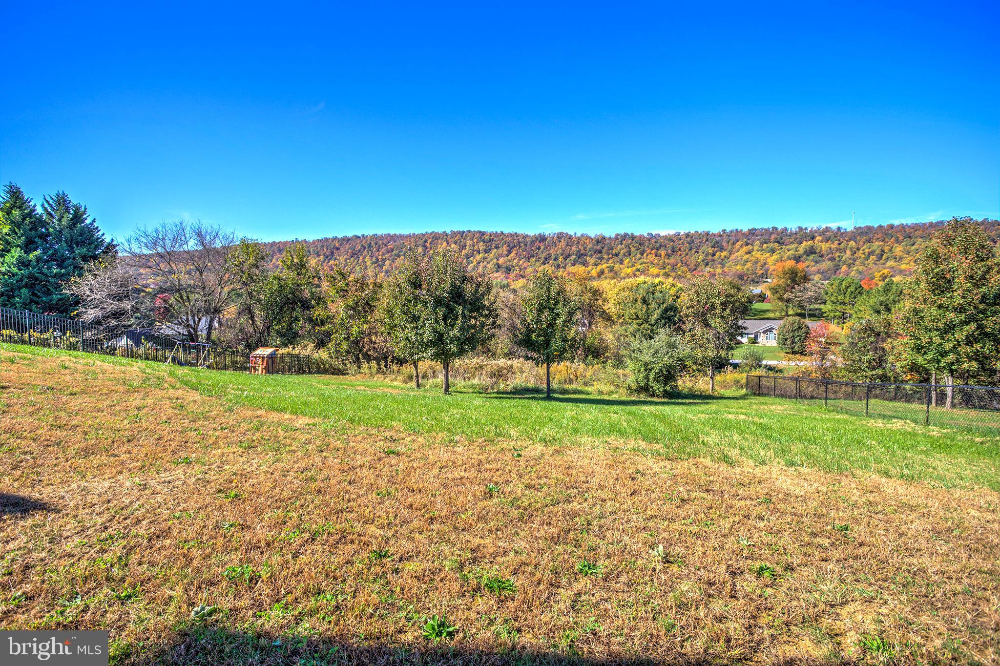 PEBBLE RIDGE - Residential