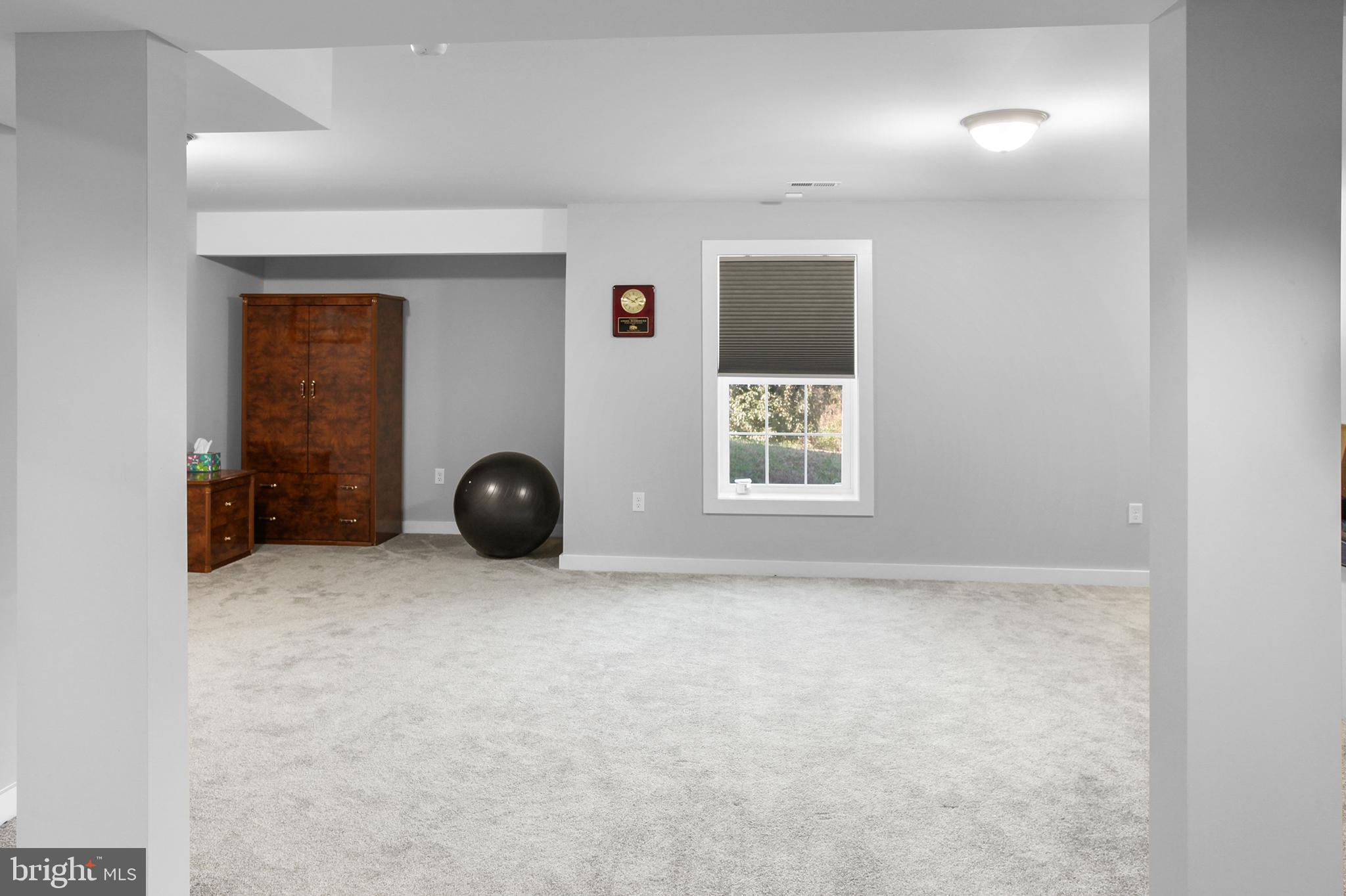 PEBBLE RIDGE - Residential