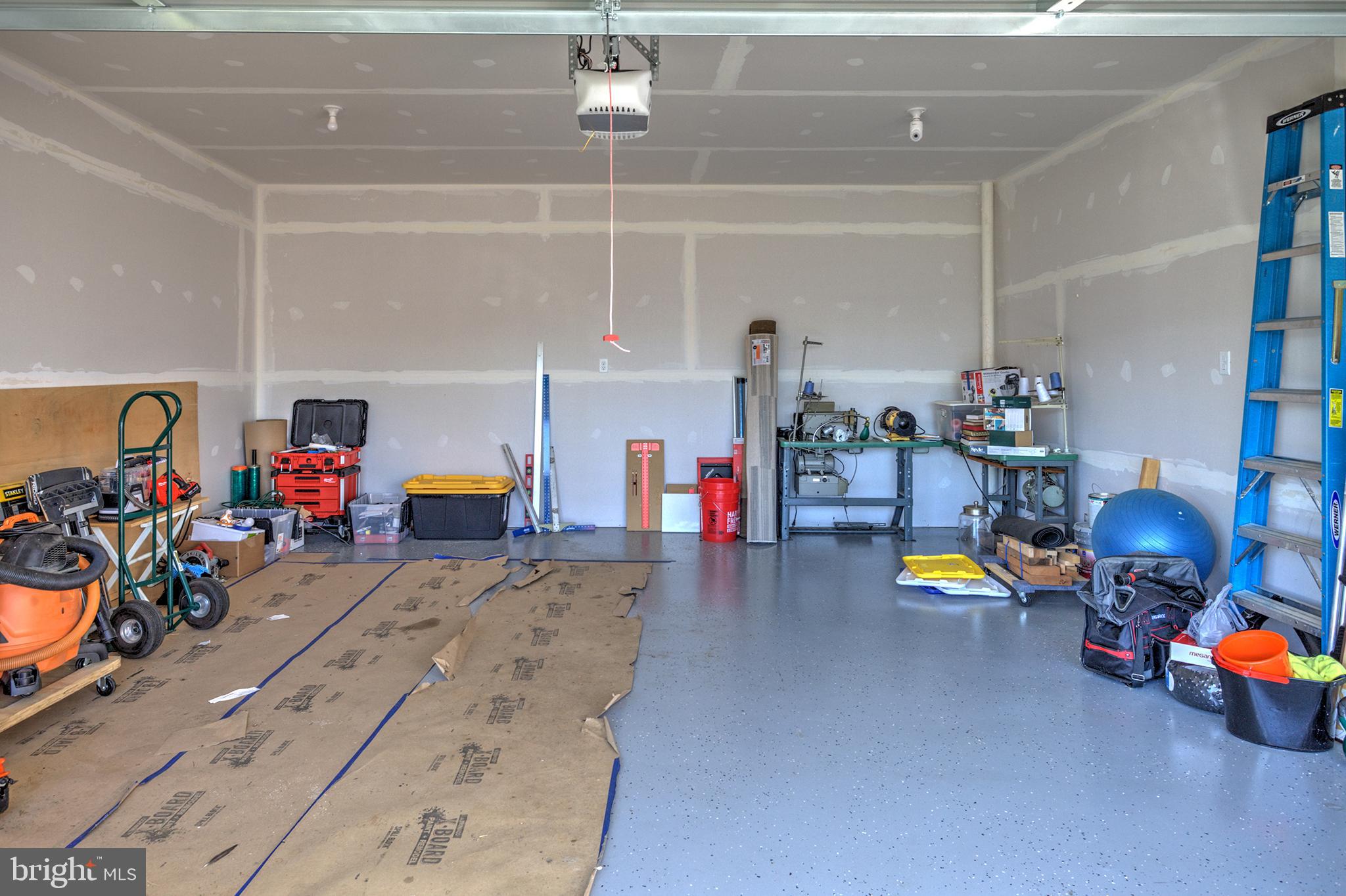 PEBBLE RIDGE - Residential