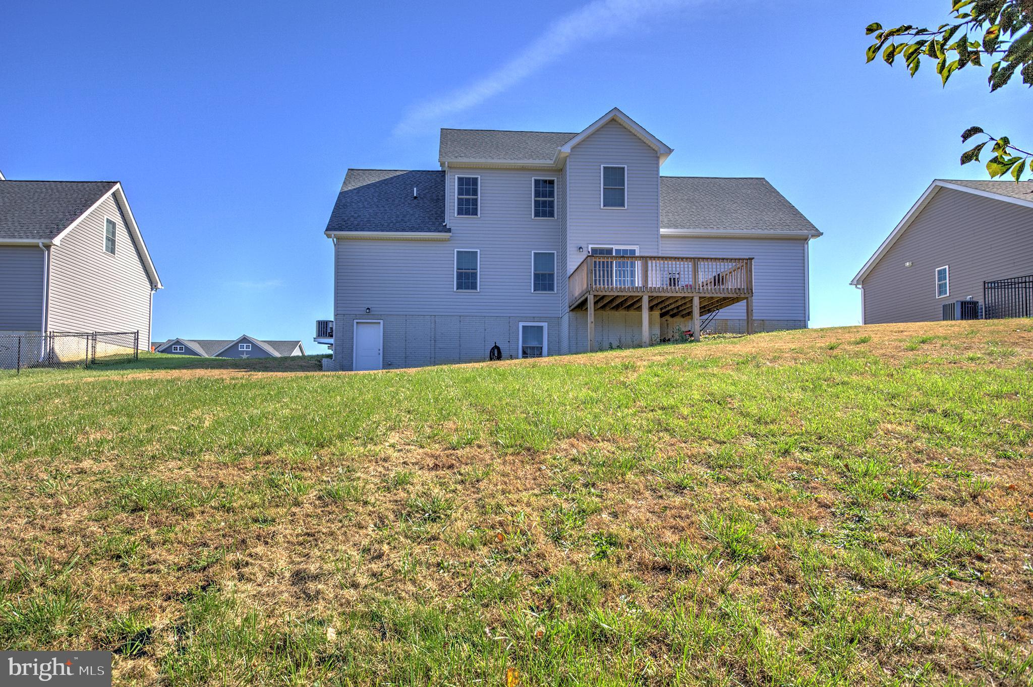 PEBBLE RIDGE - Residential