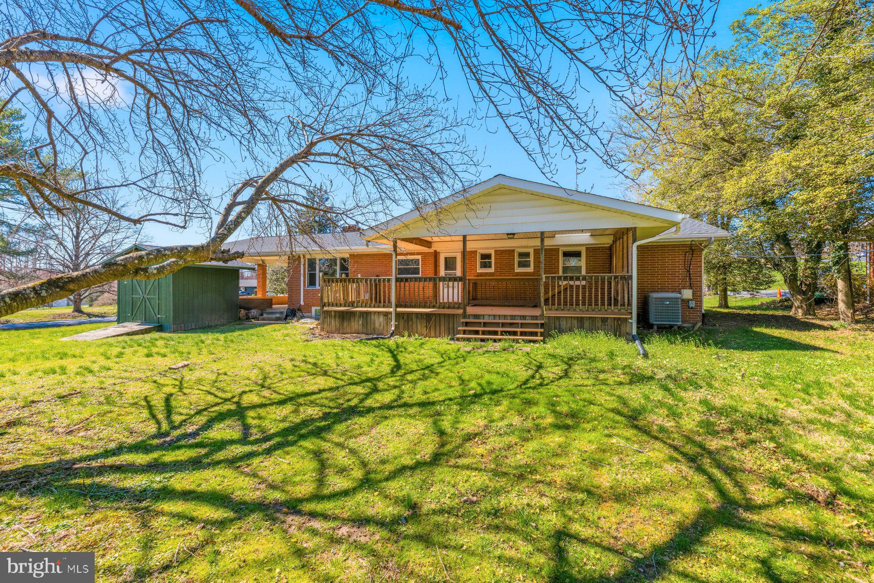 WILTON FARM ACRES - Residential