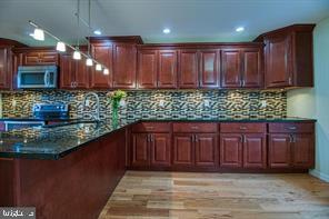 ARROWHEAD - Residential