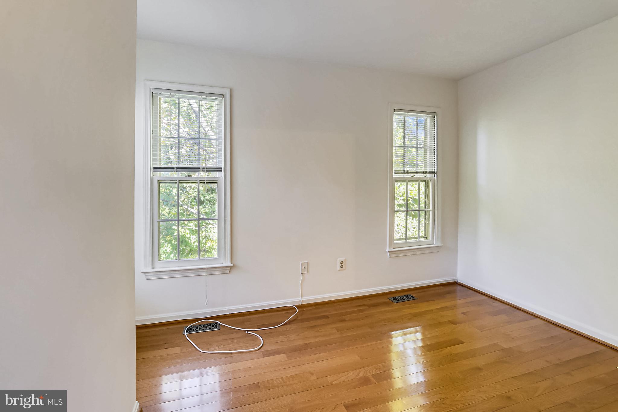 BELLE HAVEN ON THE GREEN - Residential Lease
