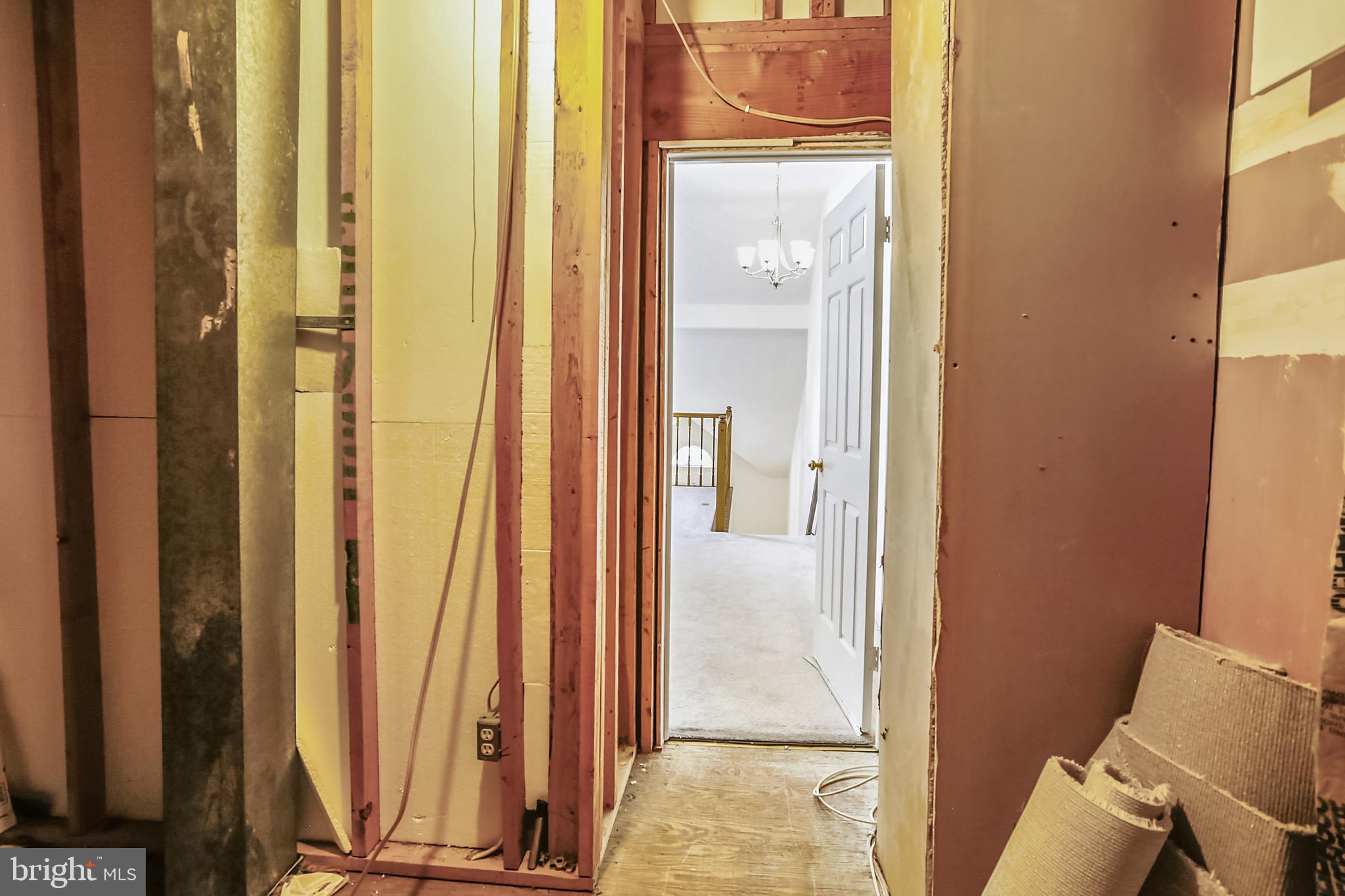 BELLE HAVEN ON THE GREEN - Residential Lease