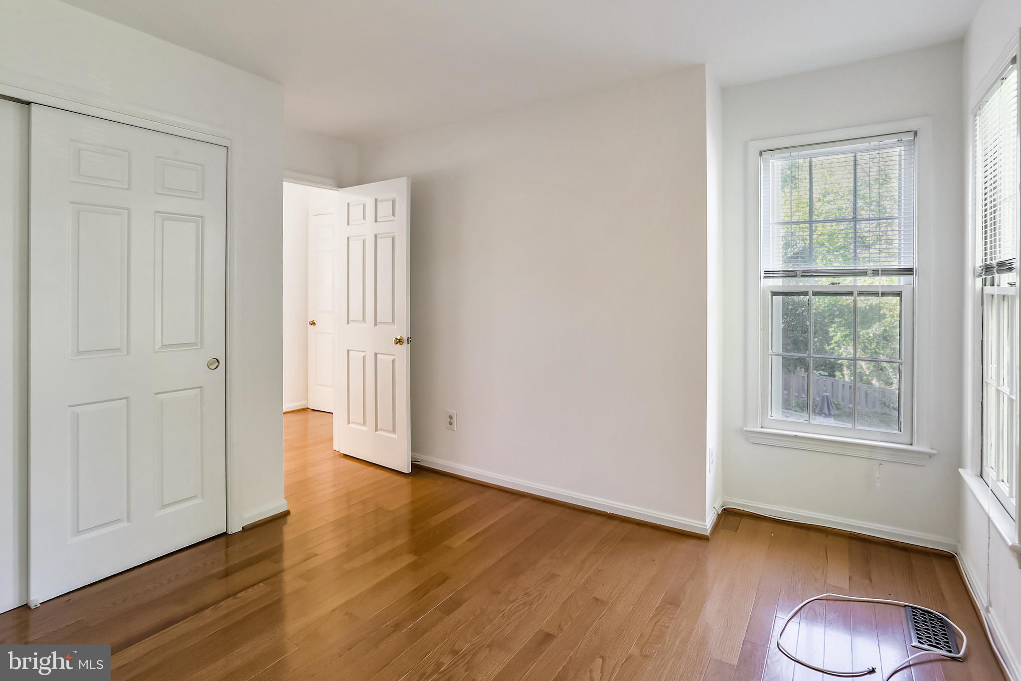 BELLE HAVEN ON THE GREEN - Residential Lease