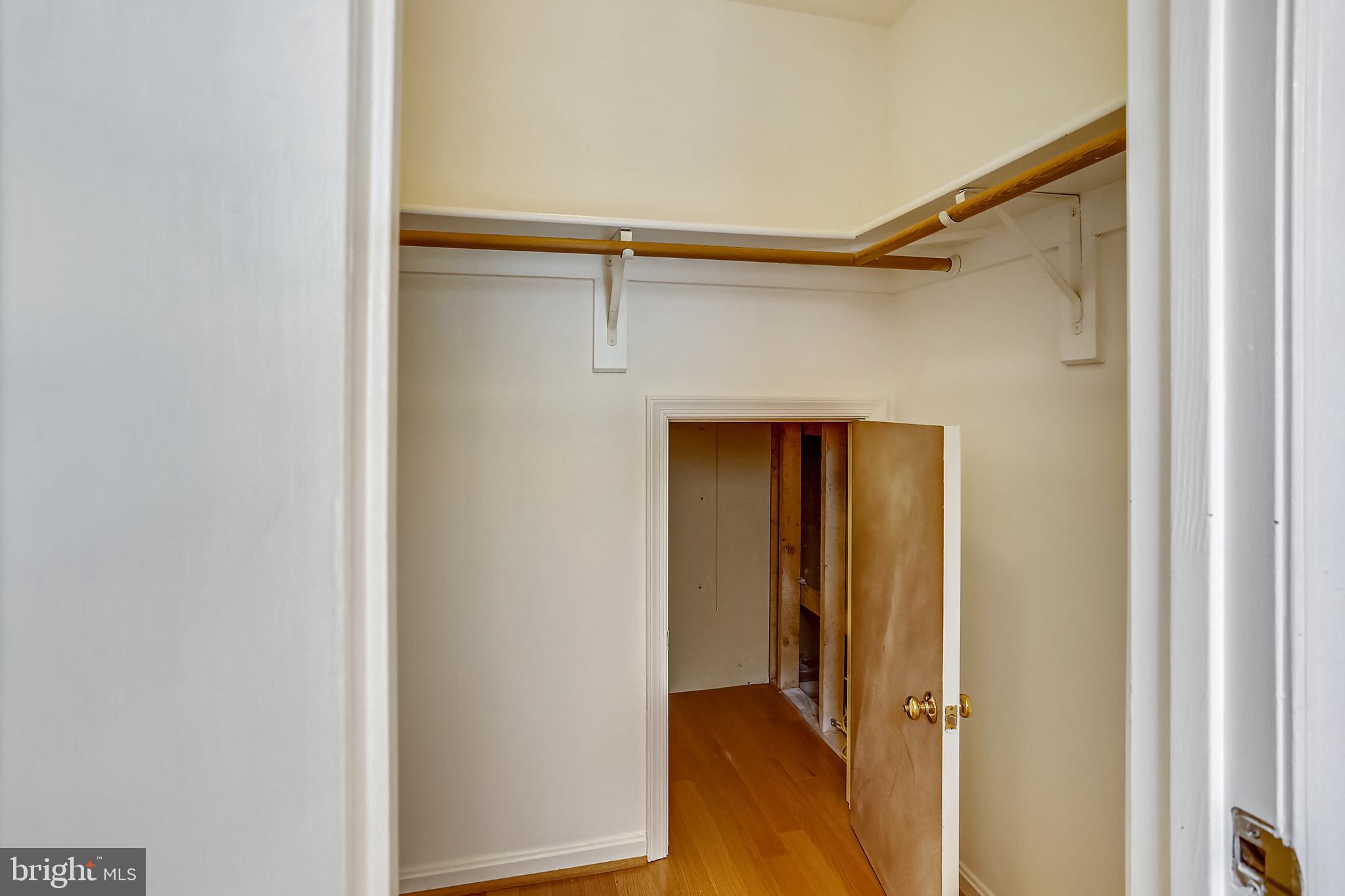 BELLE HAVEN ON THE GREEN - Residential Lease
