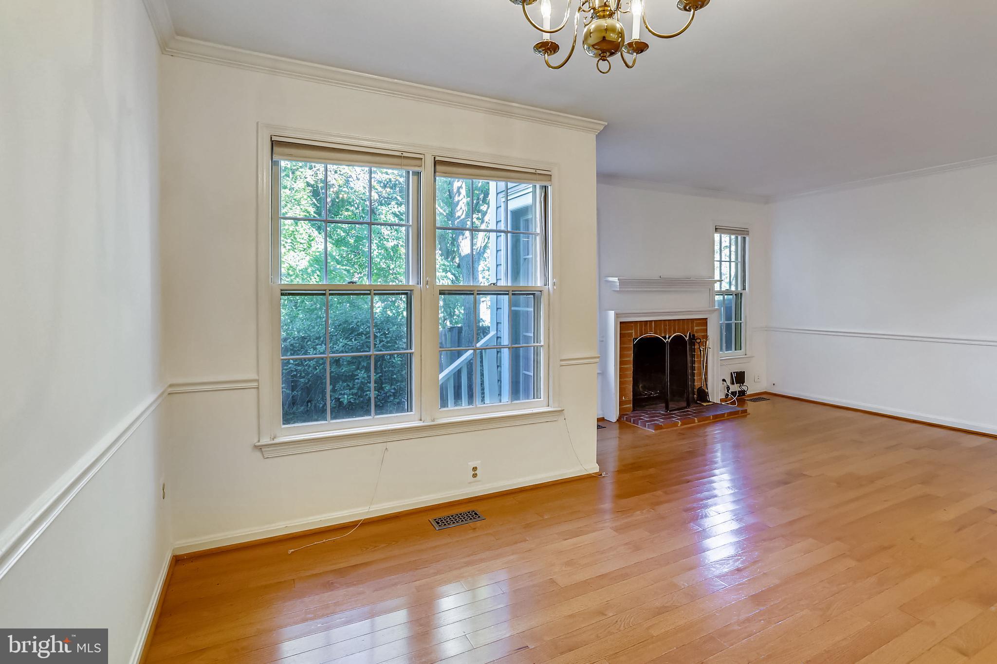 BELLE HAVEN ON THE GREEN - Residential Lease