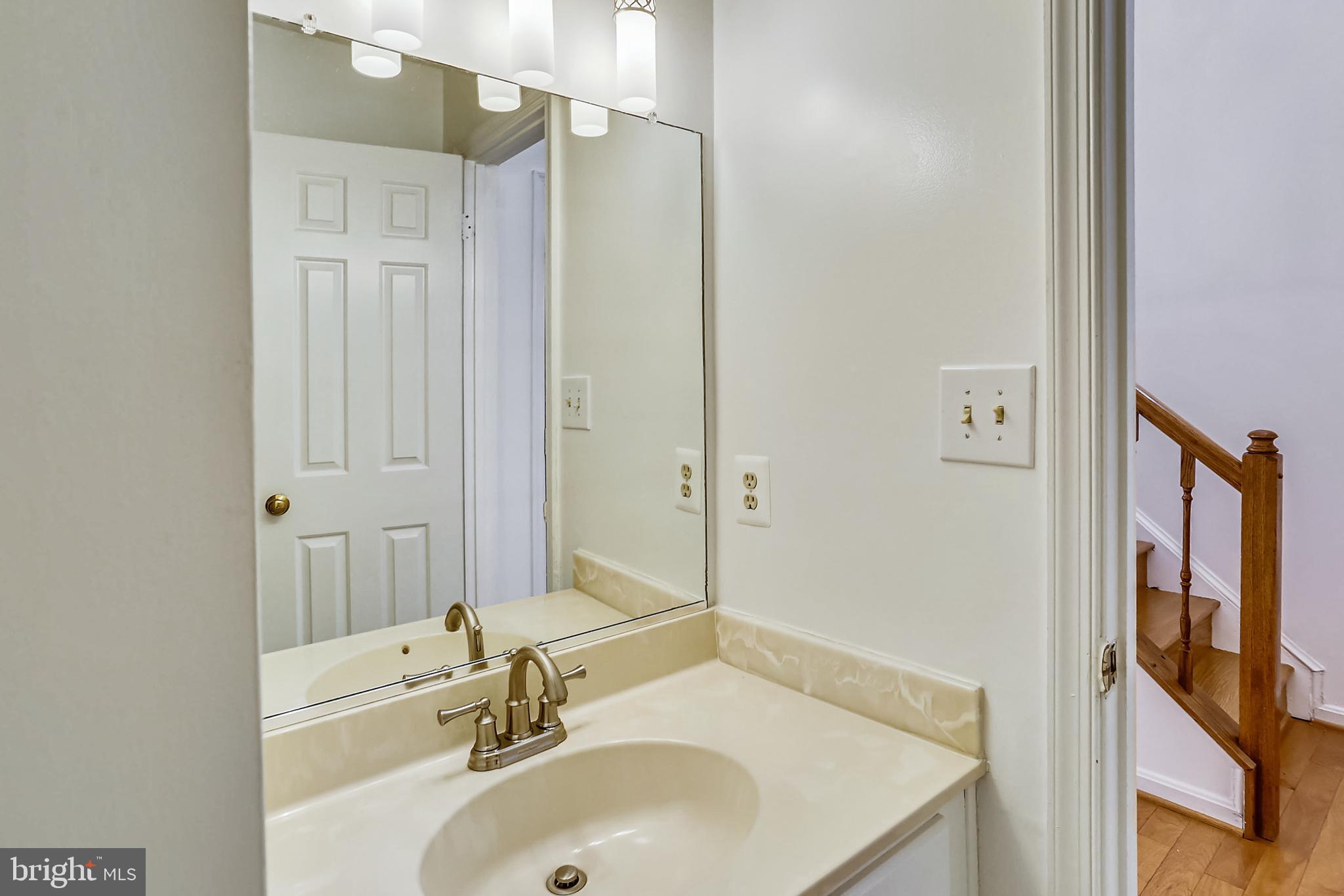 BELLE HAVEN ON THE GREEN - Residential Lease