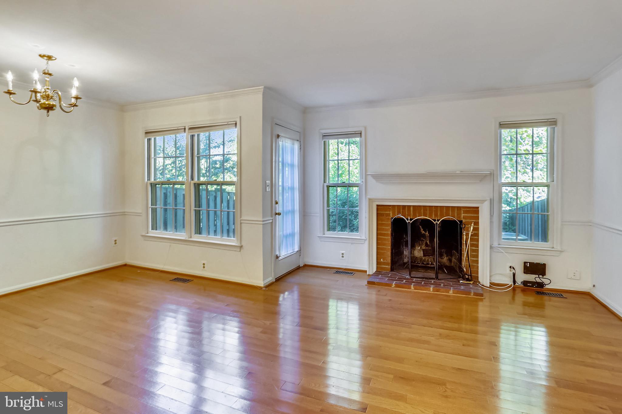 BELLE HAVEN ON THE GREEN - Residential Lease