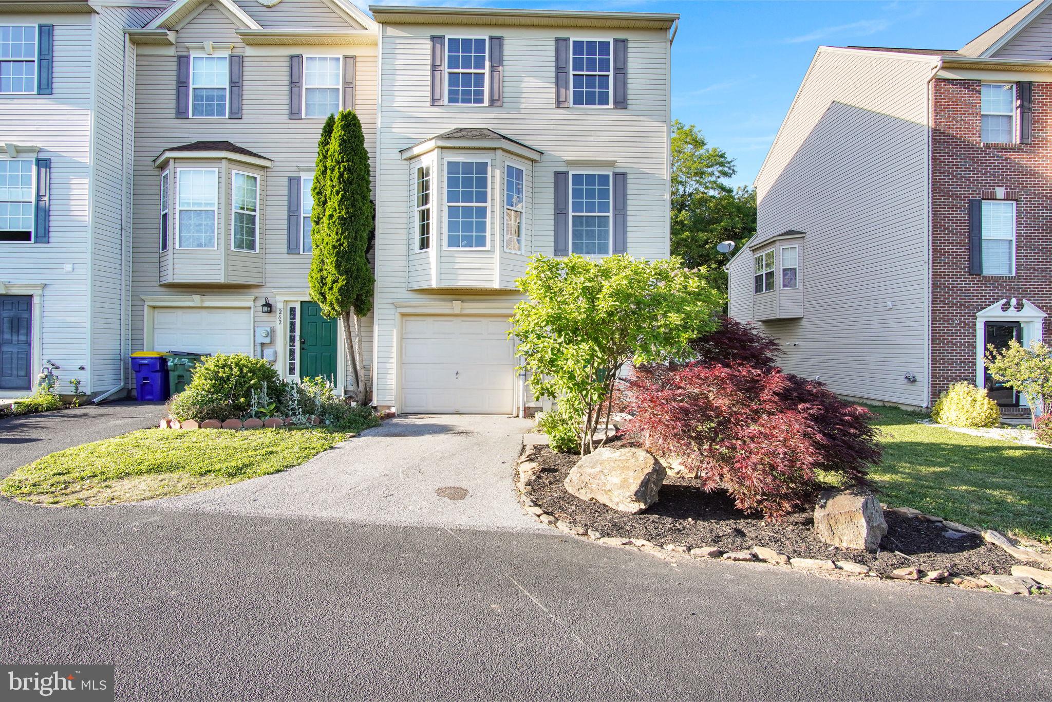 260 COUNTRY RIDGE DRIVE