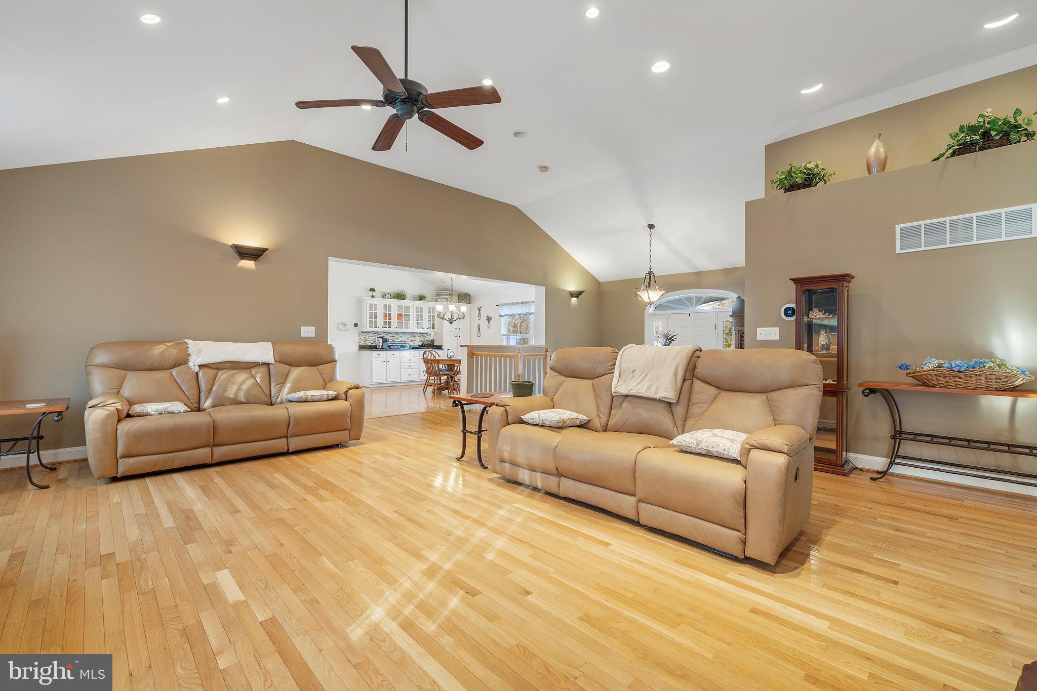 LINTHICUM HEIGHTS - Residential