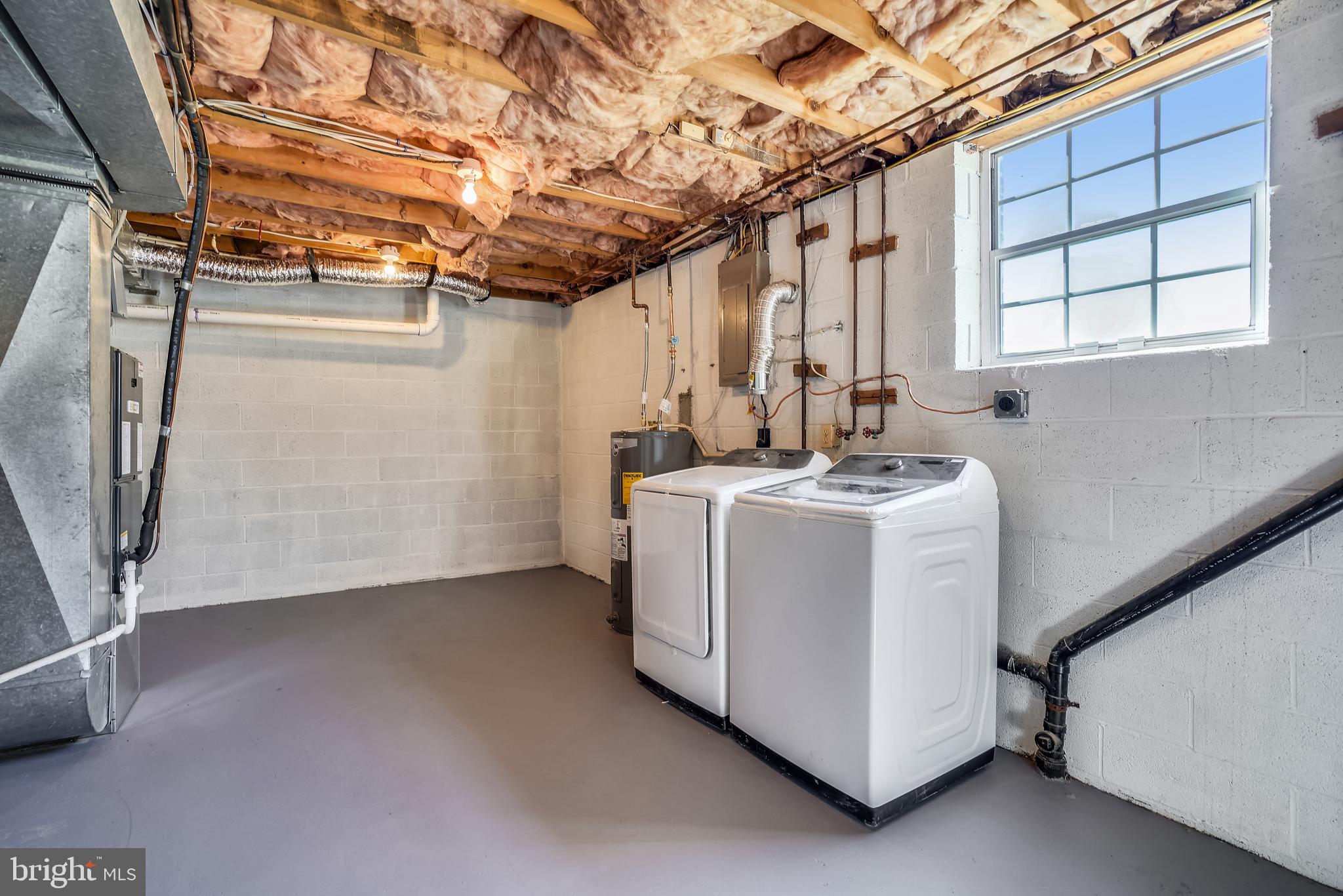 ELIZABETHS LANDING - Residential