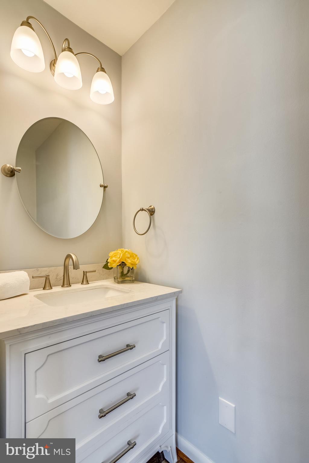 ELIZABETHS LANDING - Residential