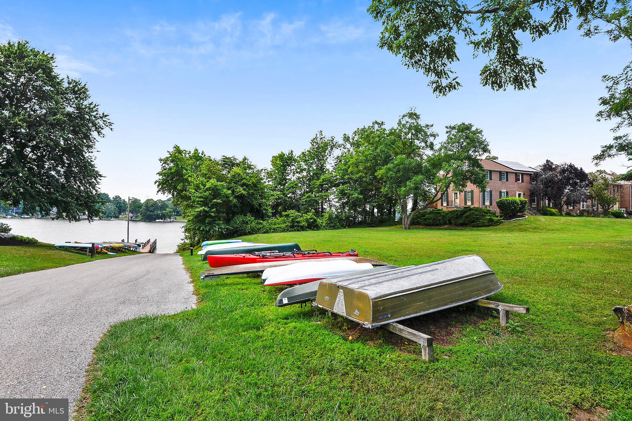 ELIZABETHS LANDING - Residential