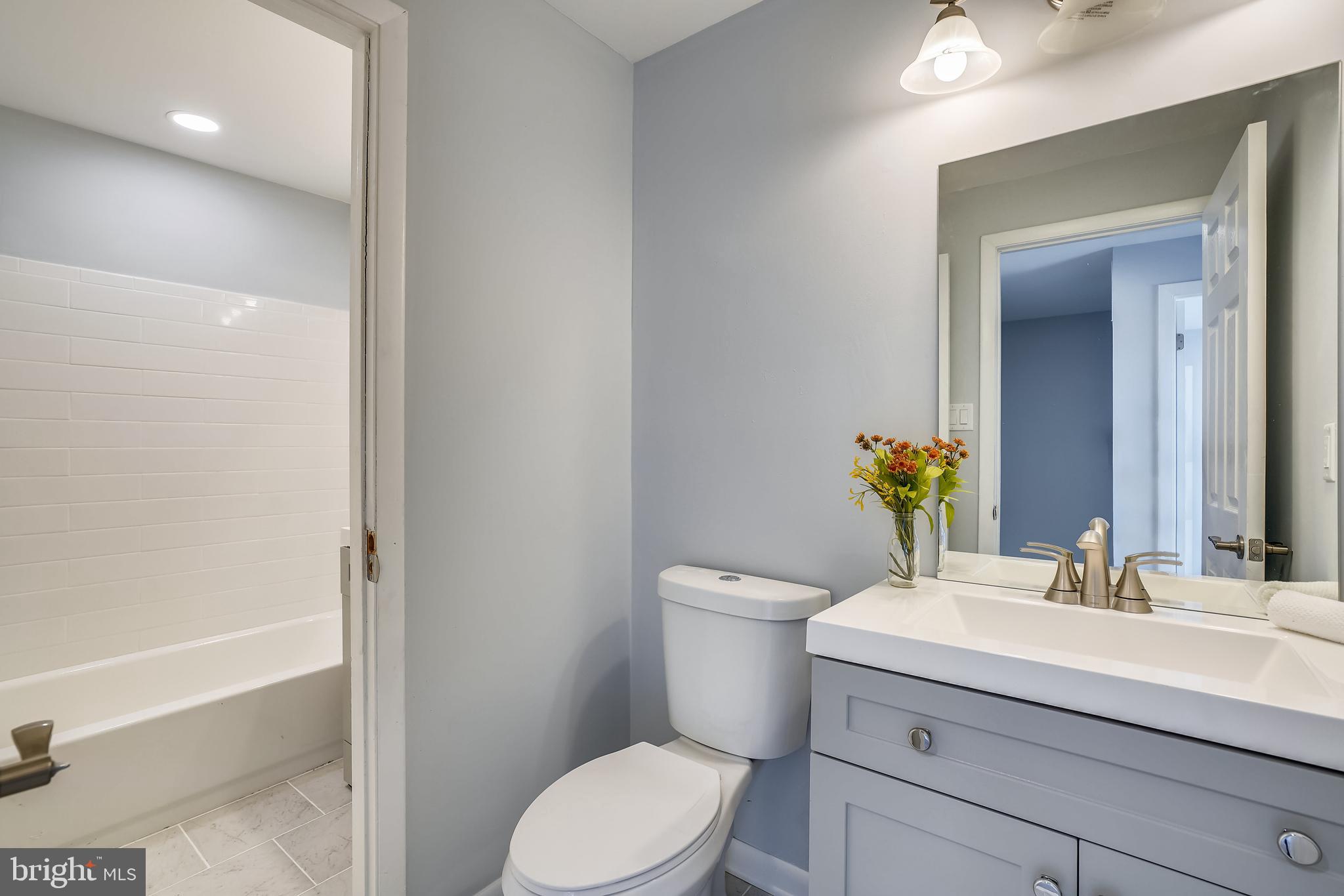 ELIZABETHS LANDING - Residential