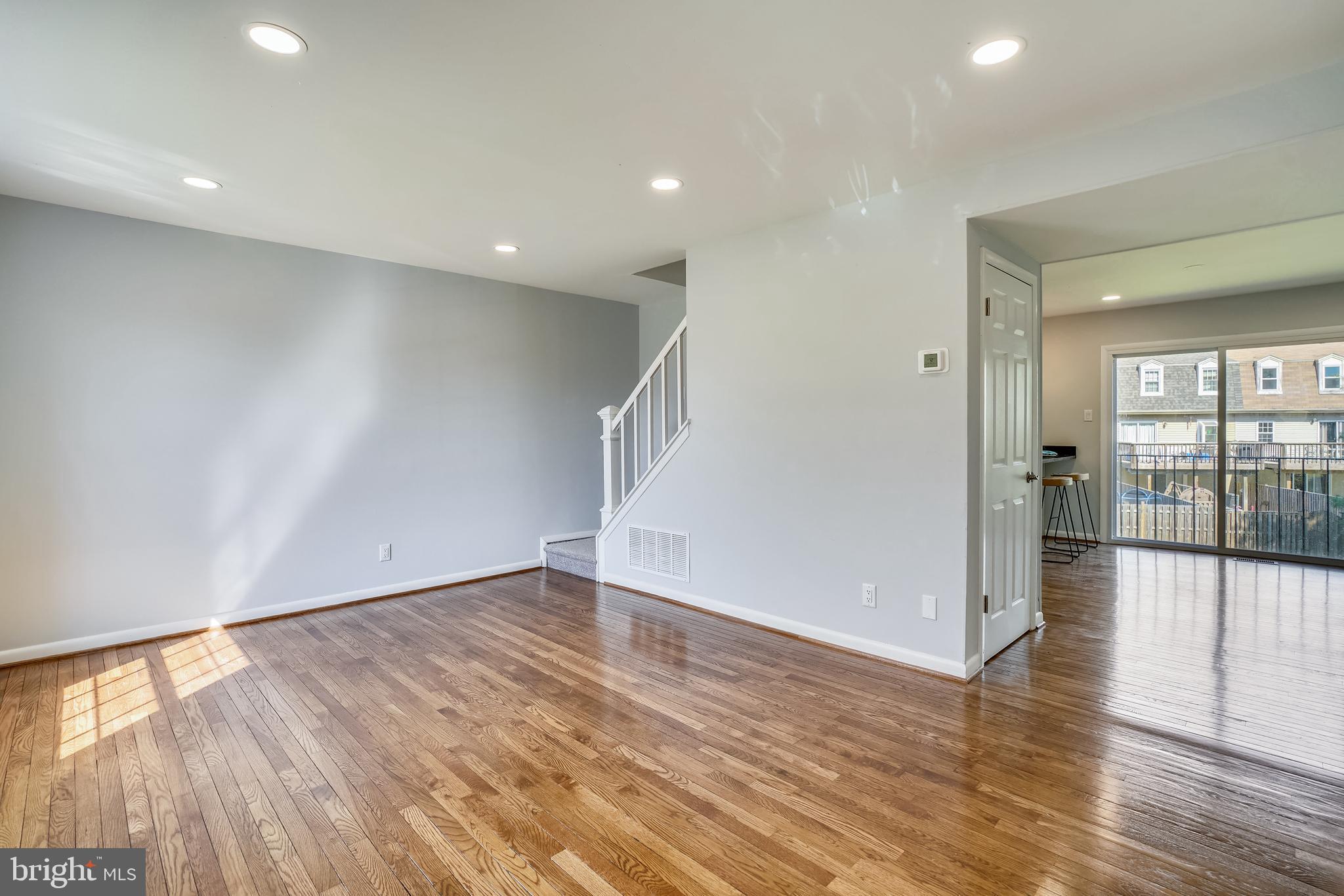 ELIZABETHS LANDING - Residential