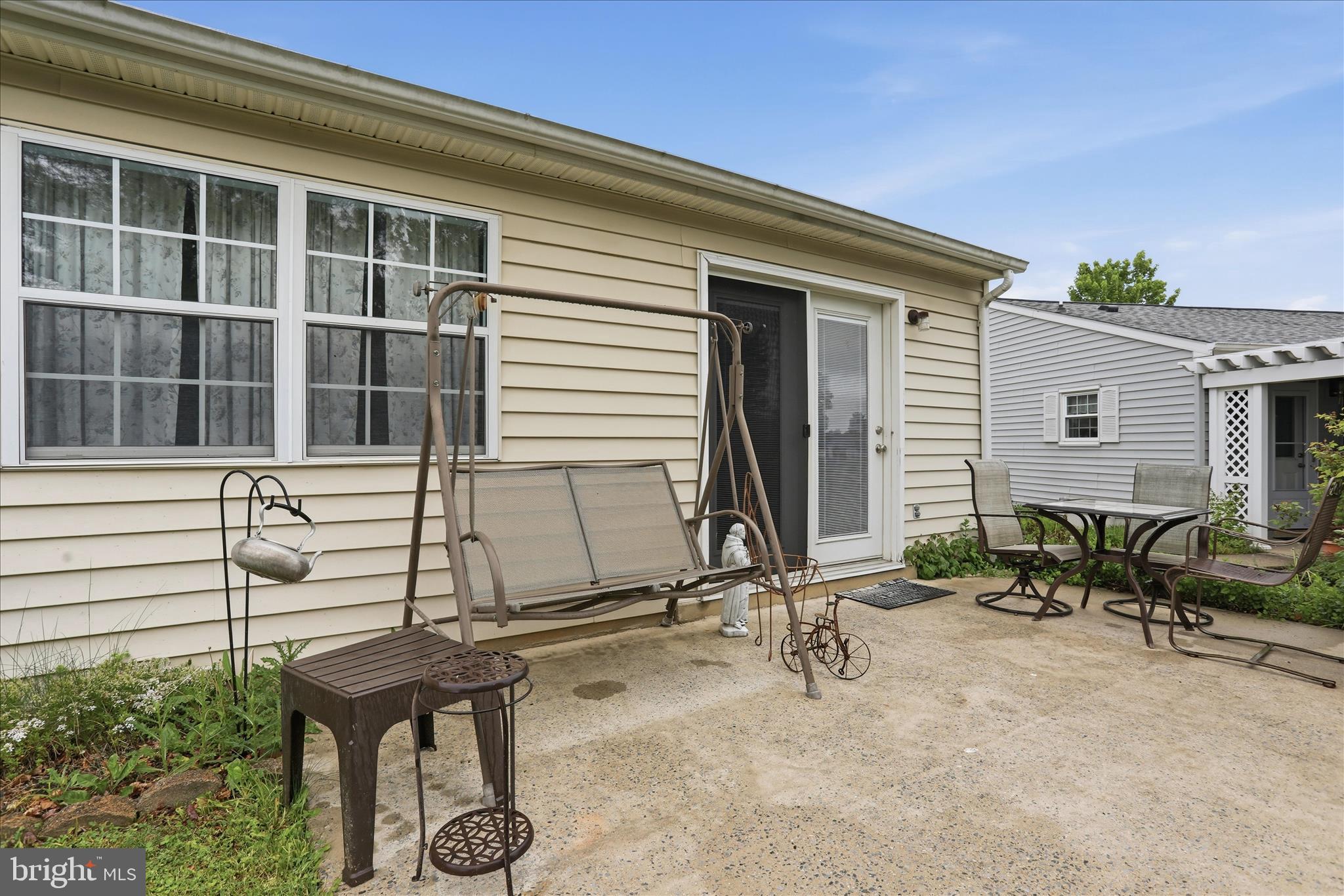 CRESTWOOD VILLAGE - Residential
