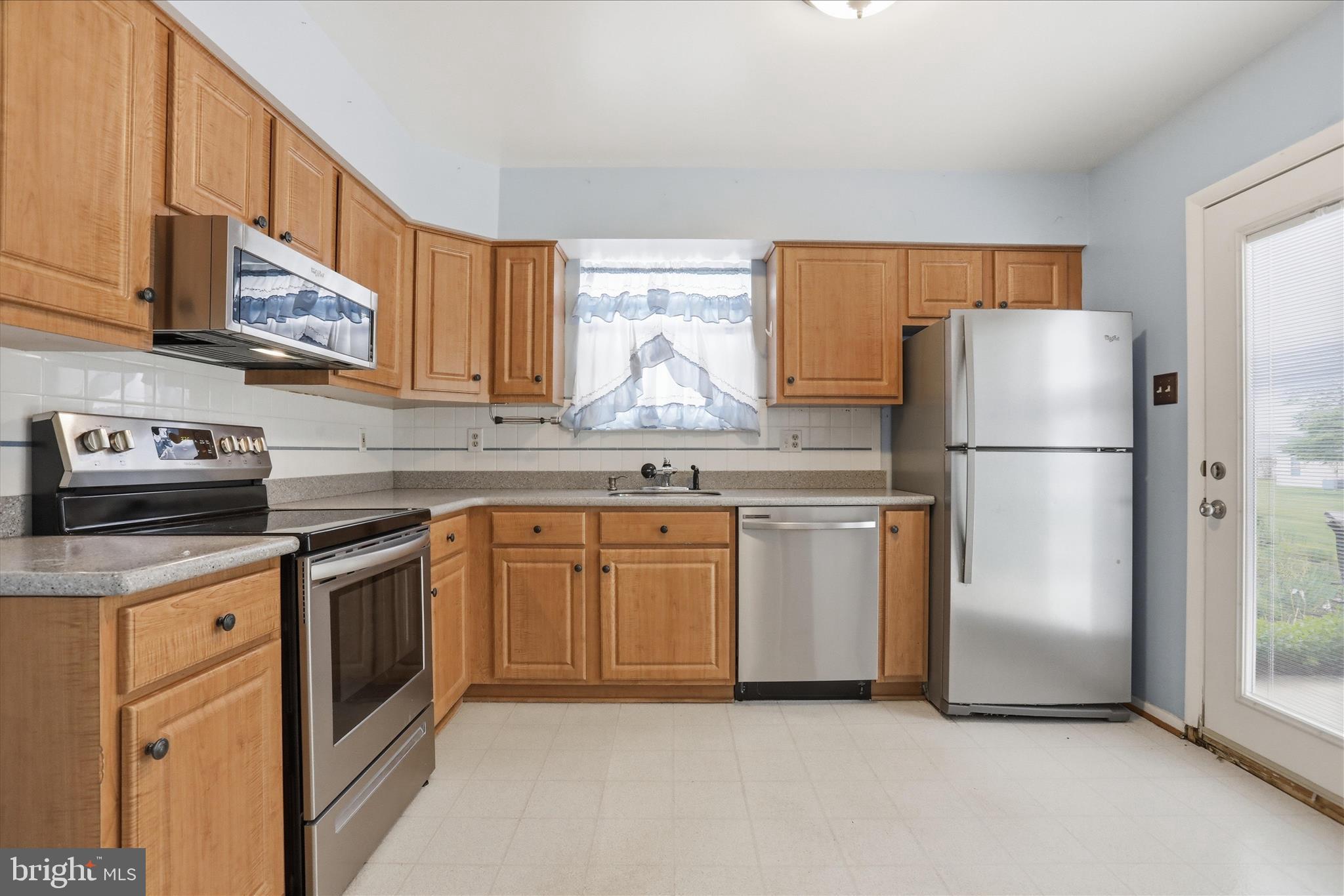 CRESTWOOD VILLAGE - Residential
