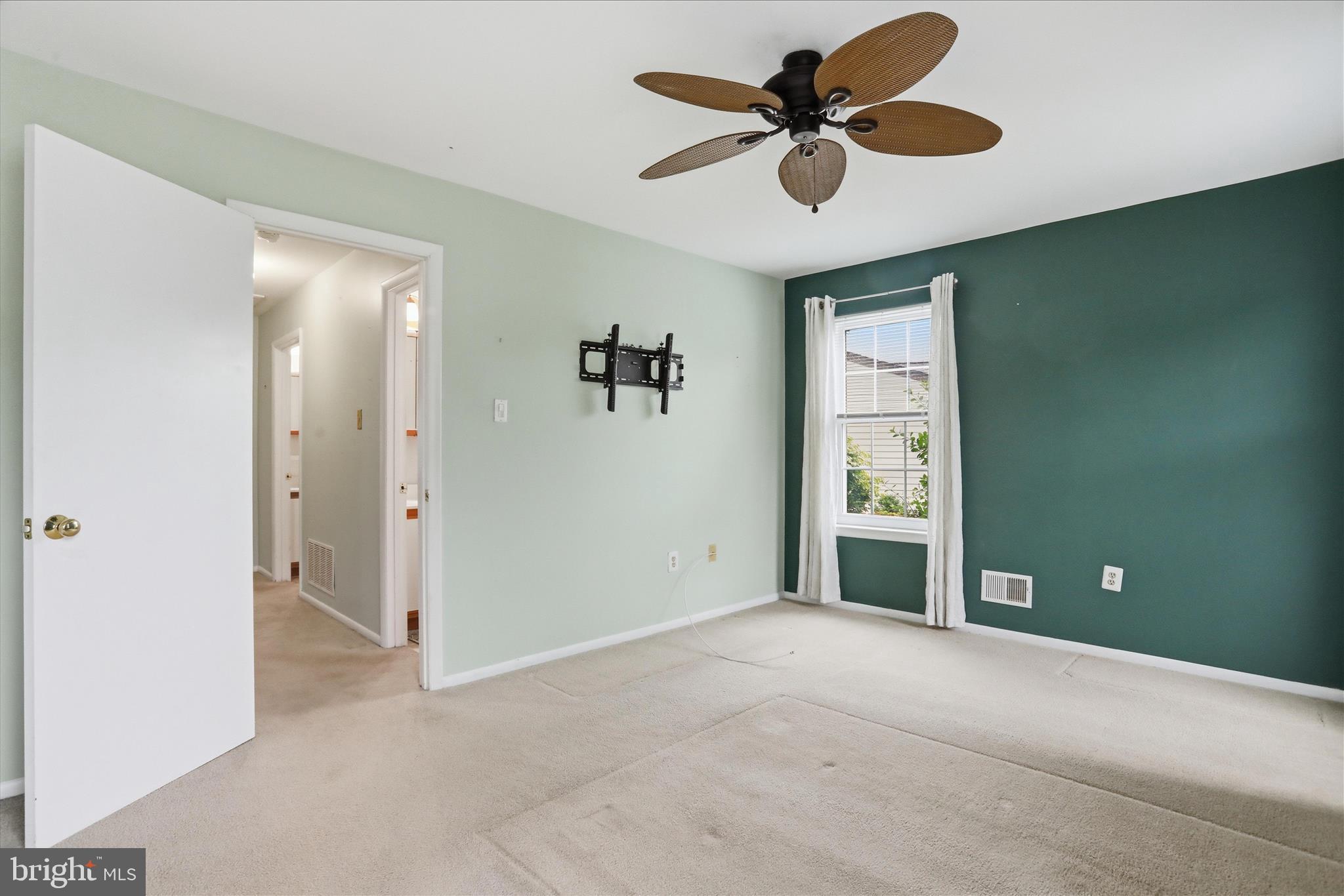 CRESTWOOD VILLAGE - Residential