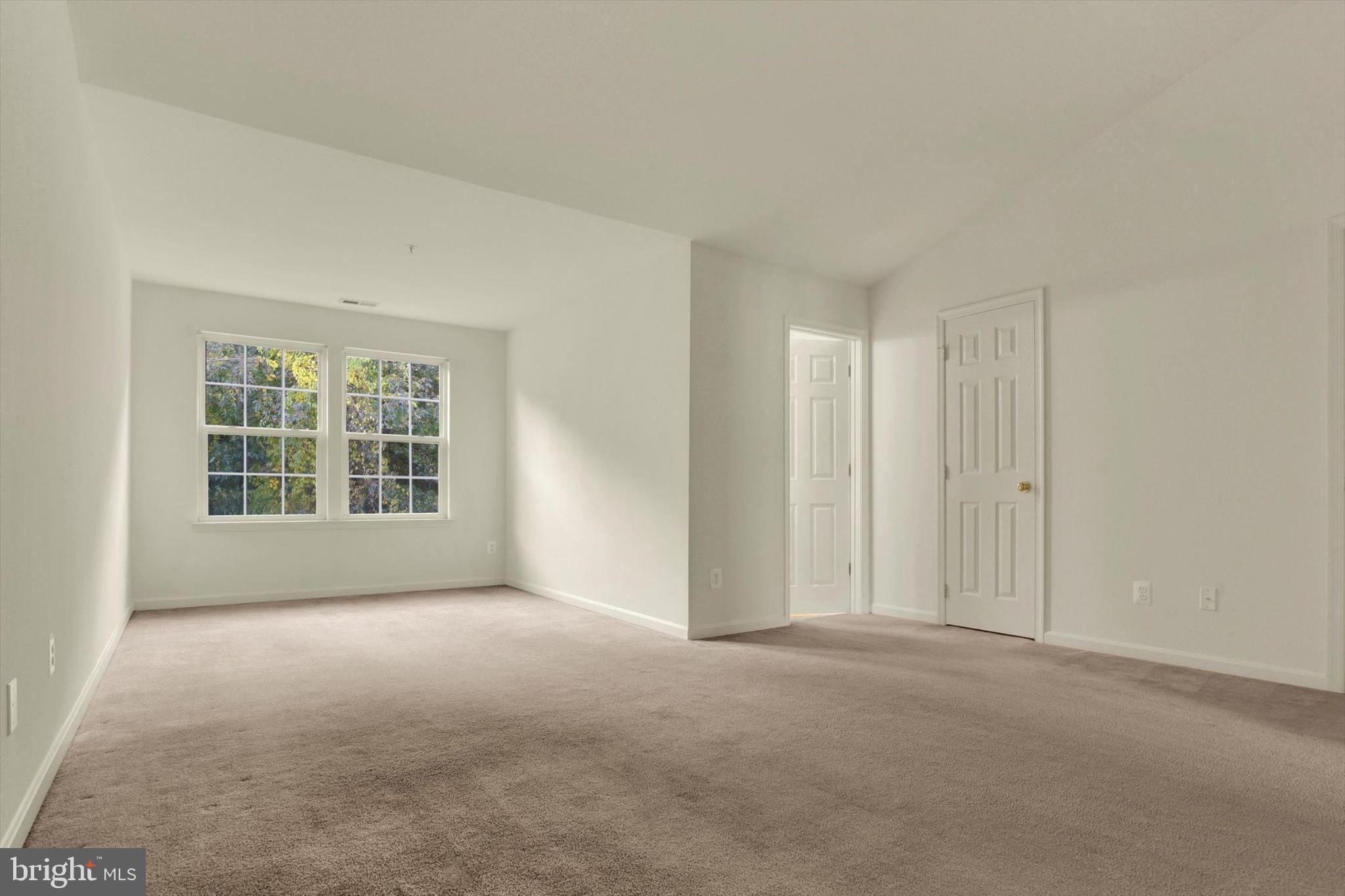 AUTUMN RUN - Residential Lease