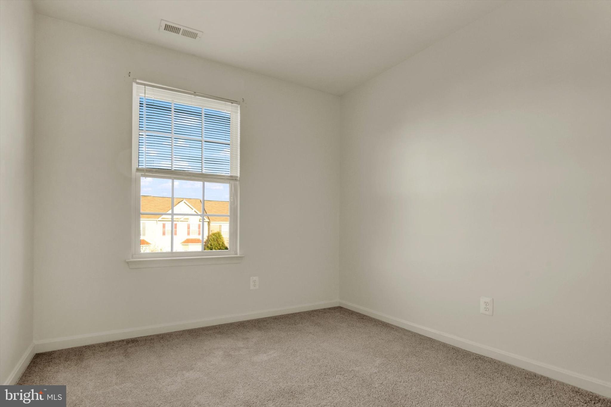 AUTUMN RUN - Residential Lease