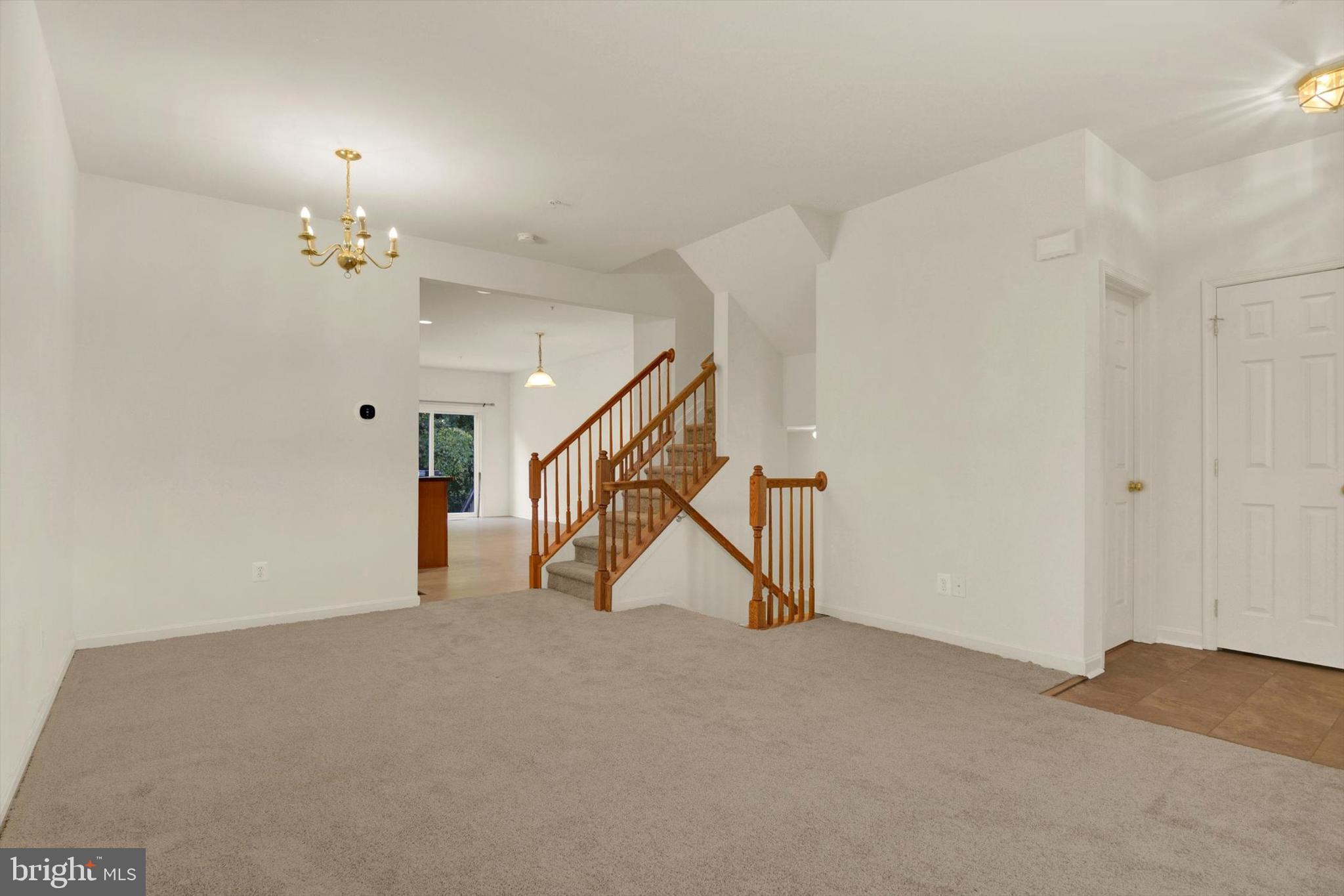 AUTUMN RUN - Residential Lease