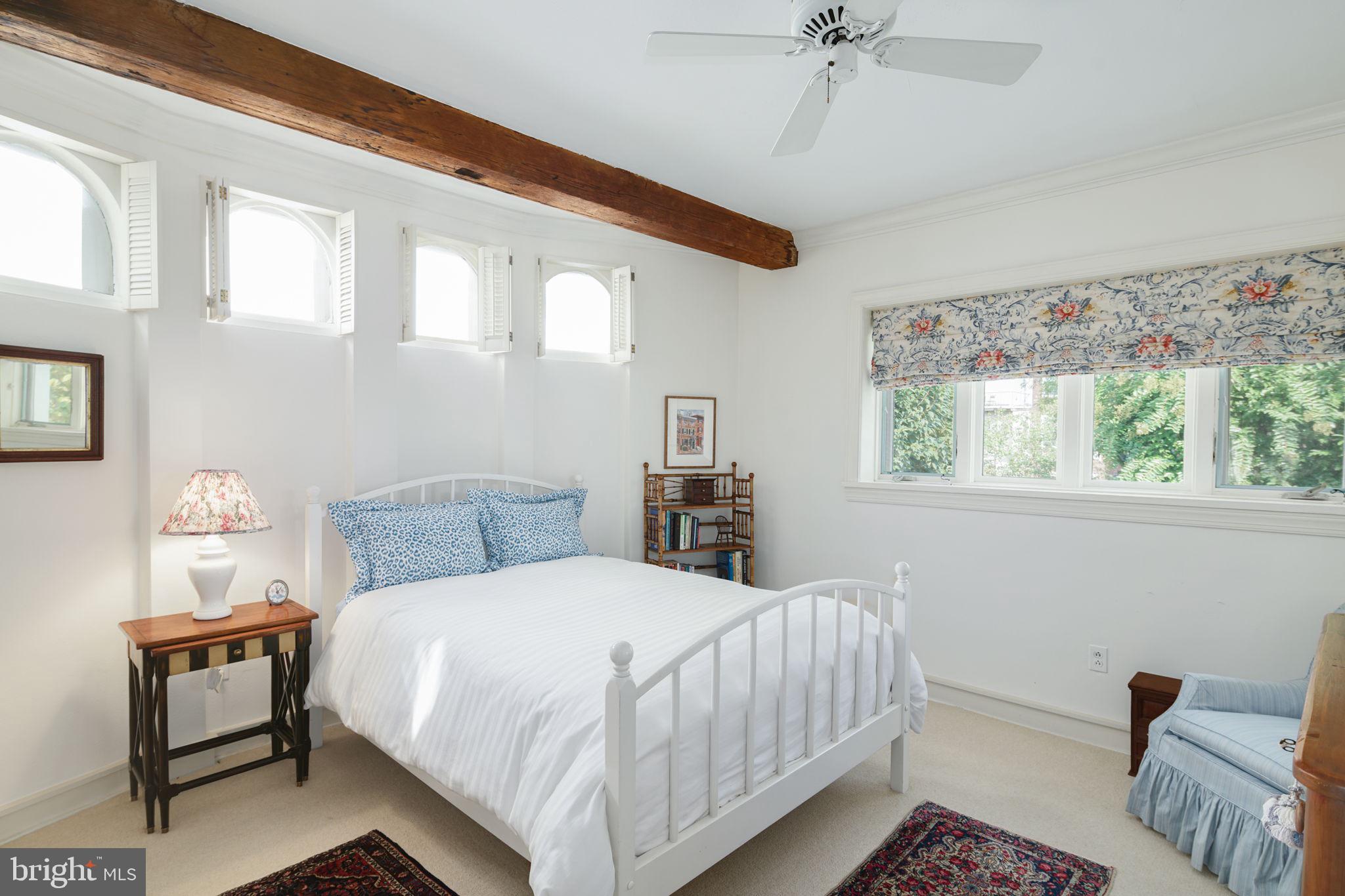 SOCIETY HILL - Residential