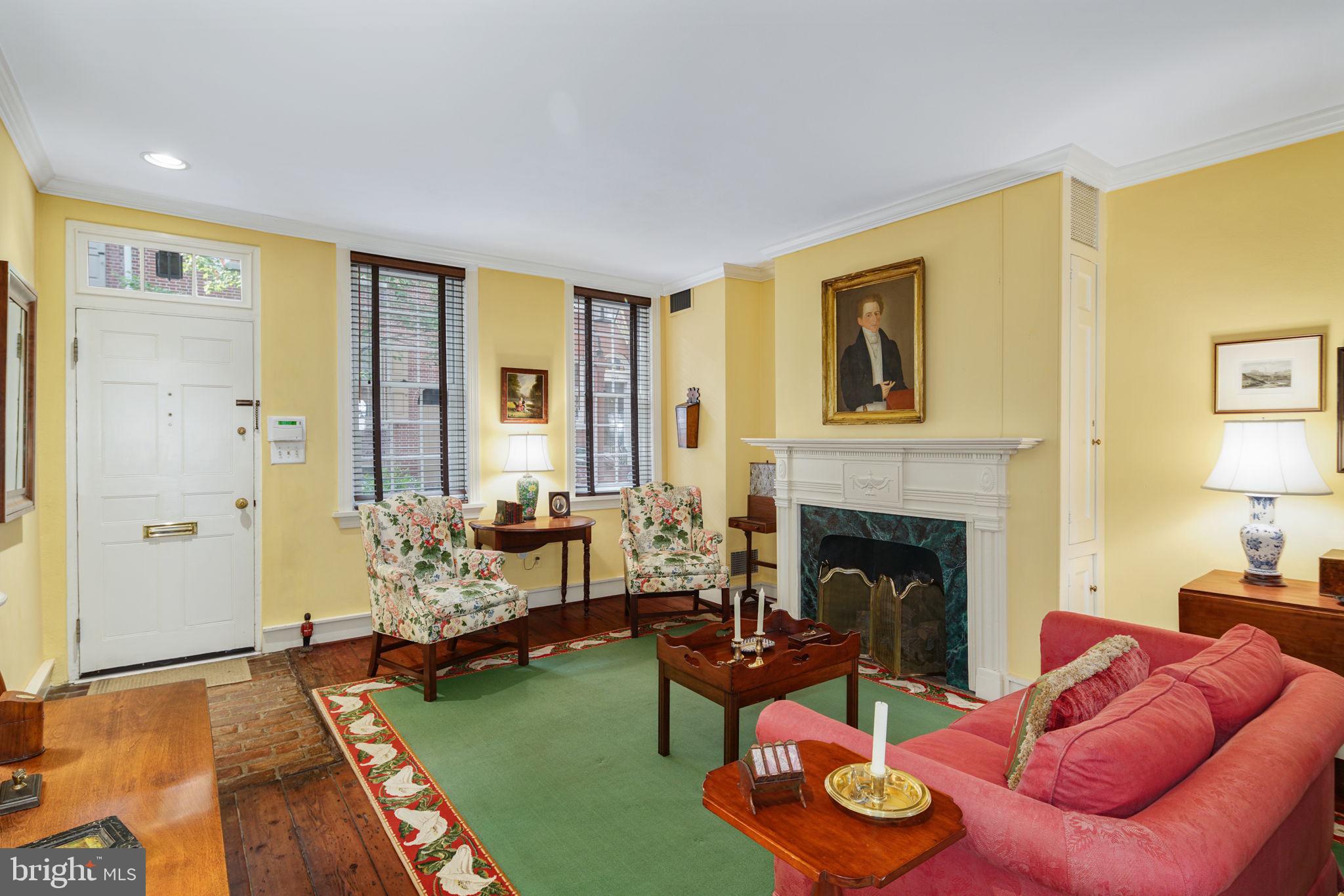 SOCIETY HILL - Residential