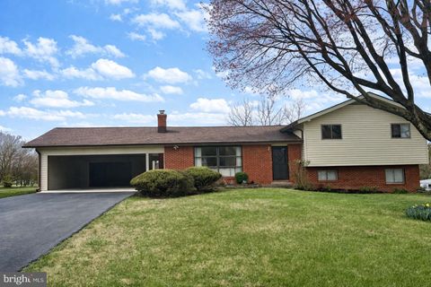 3416 MANOR HILL ROAD PIKESVILLE MD 21208