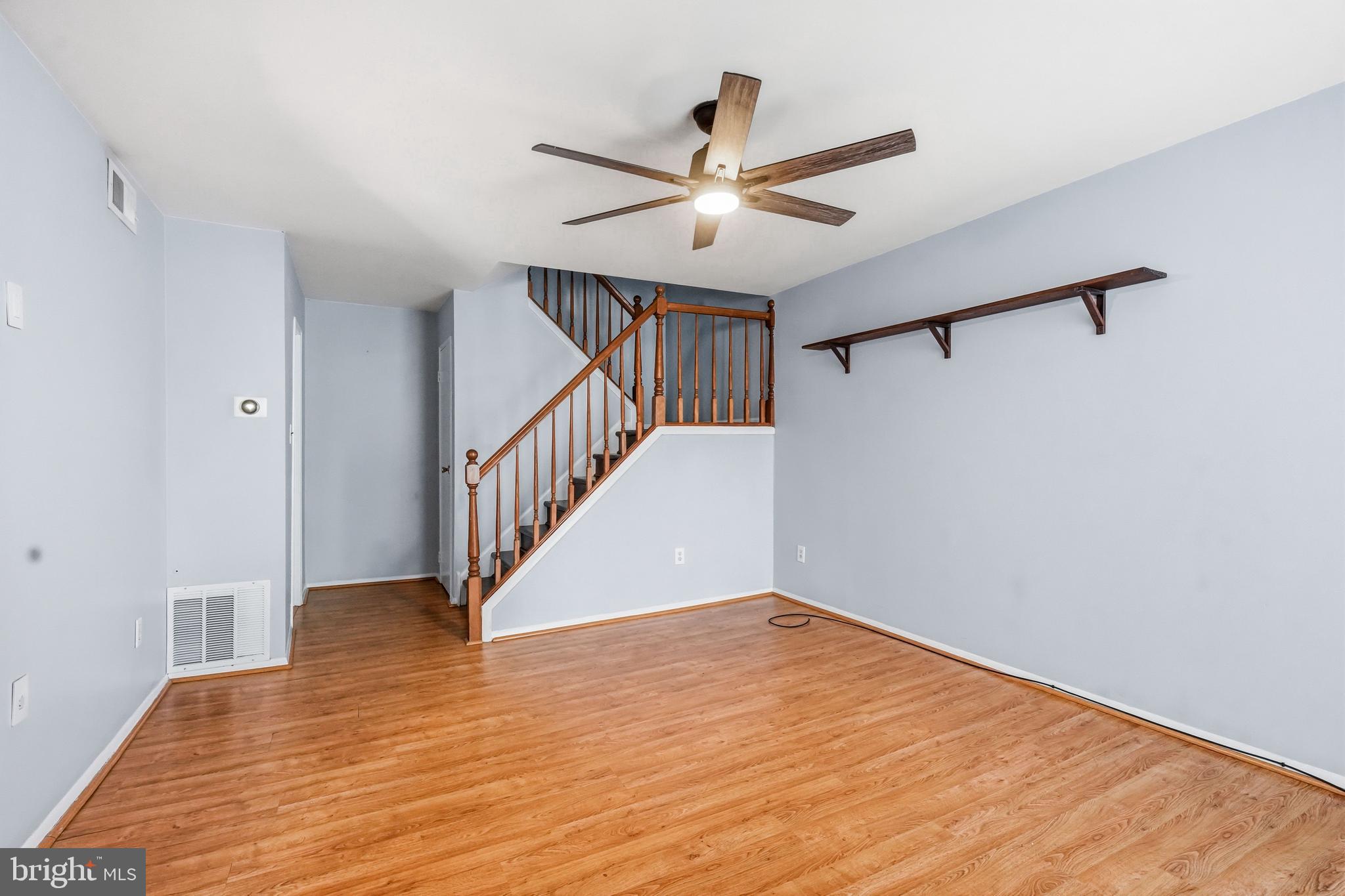 YORKTOWN - Residential