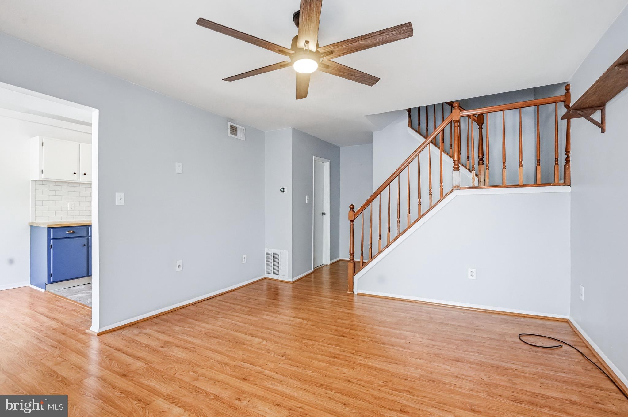 YORKTOWN - Residential