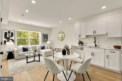 MLS: DCDC2257708