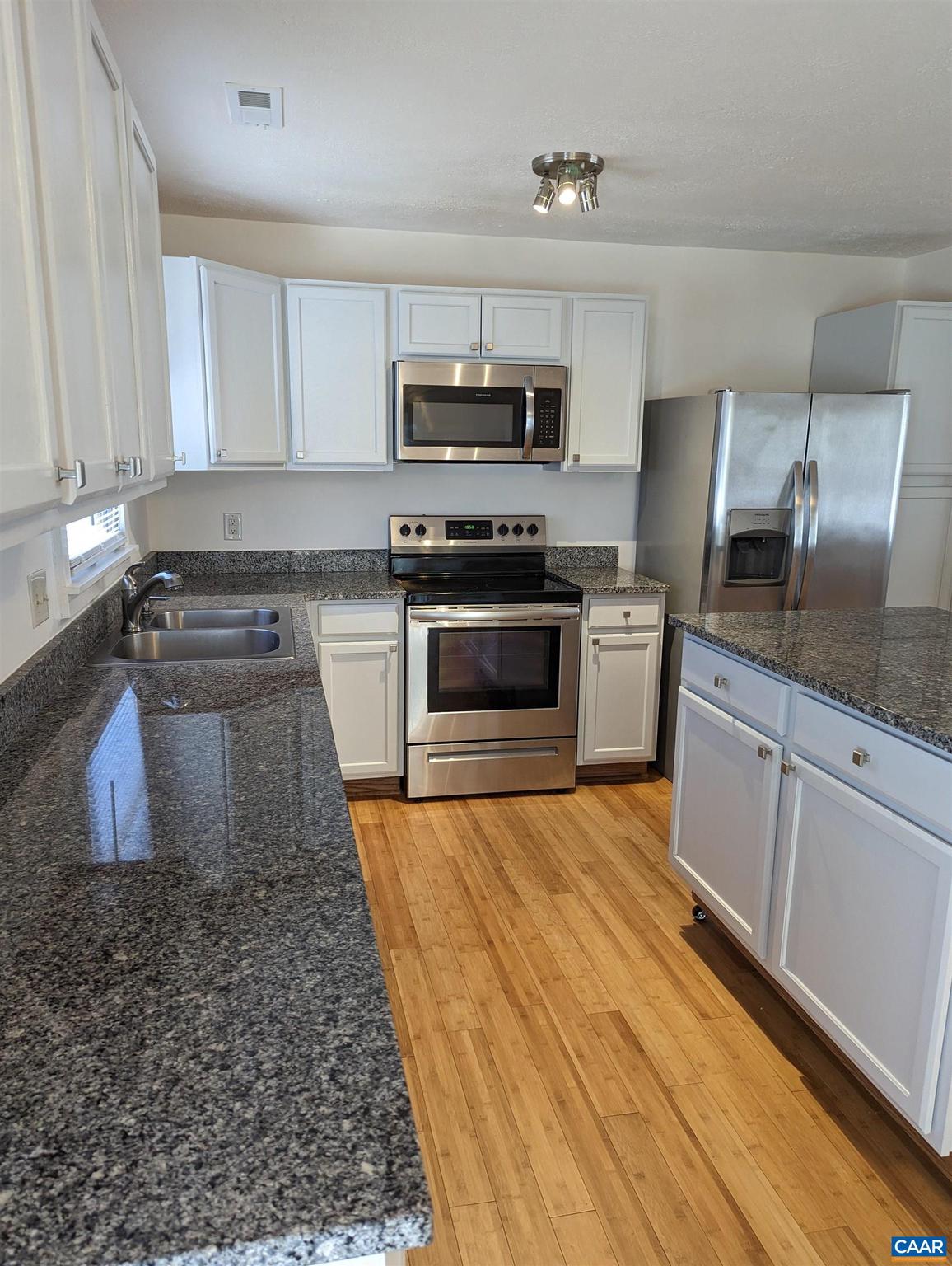 LAKE MONTICELLO - Residential Lease