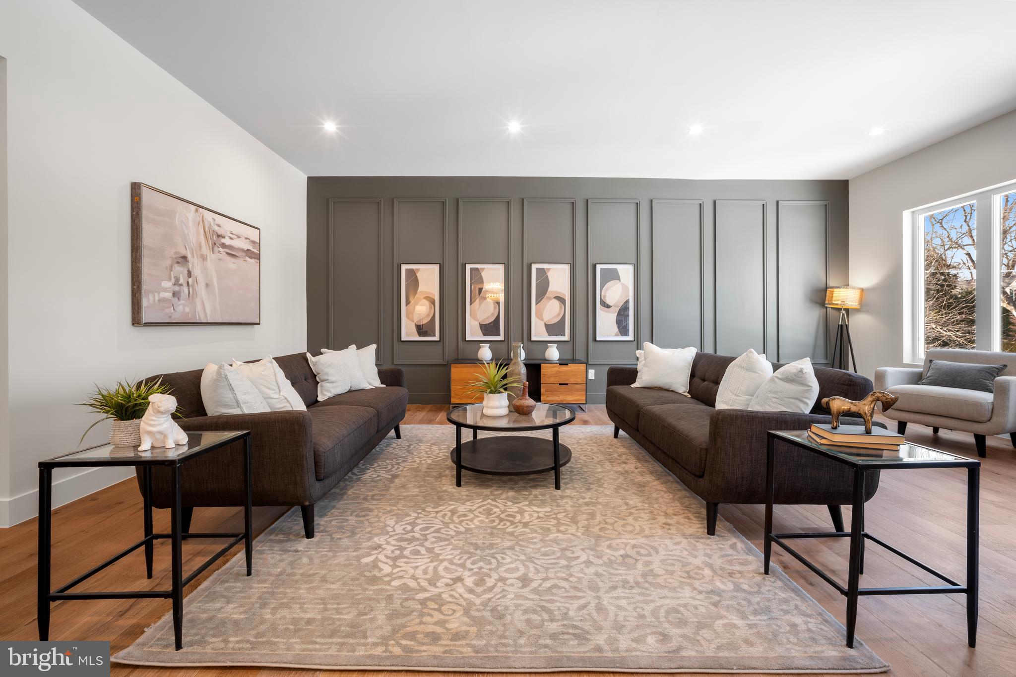 DANA HEIGHTS - Residential