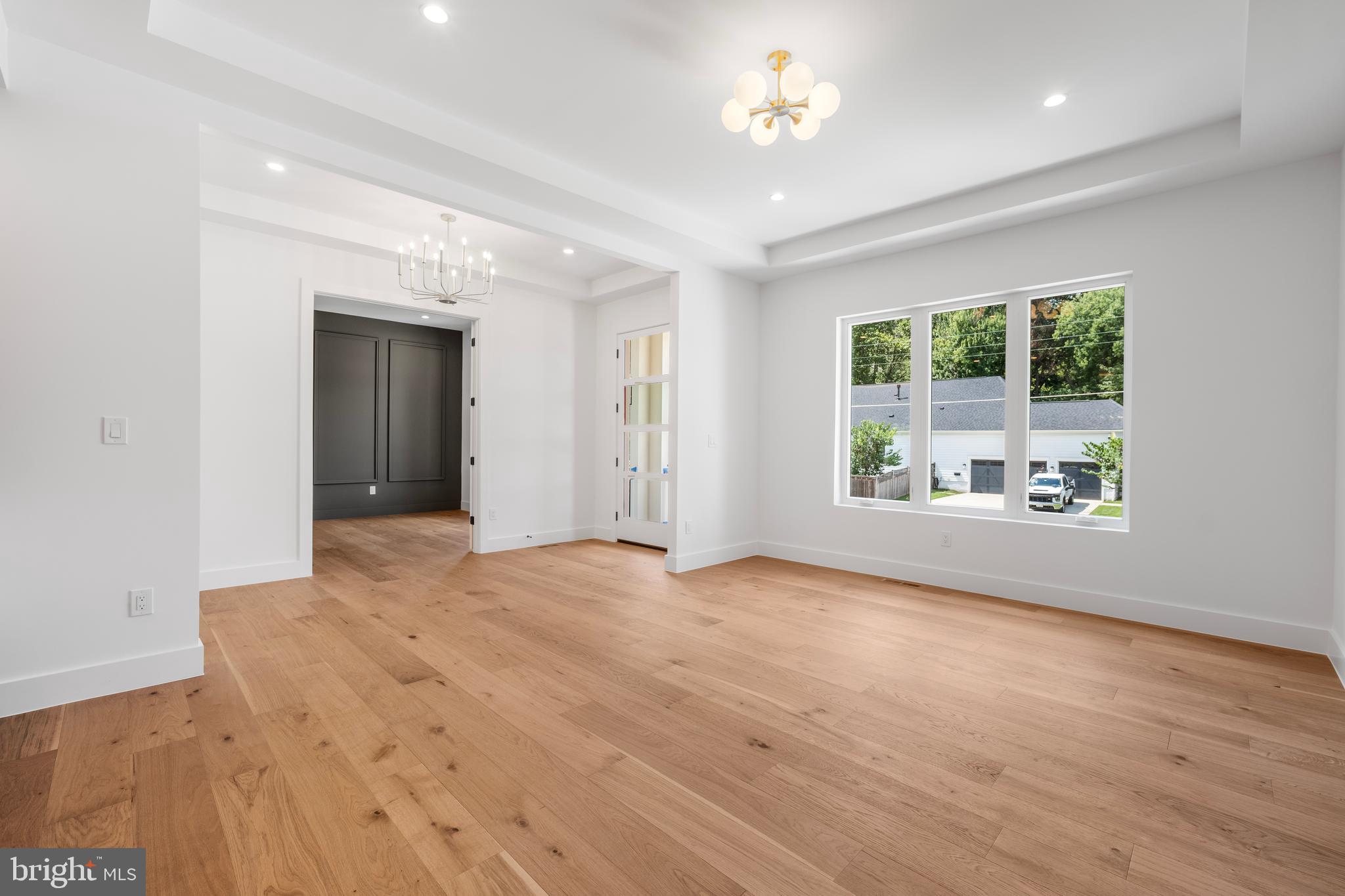 DANA HEIGHTS - Residential