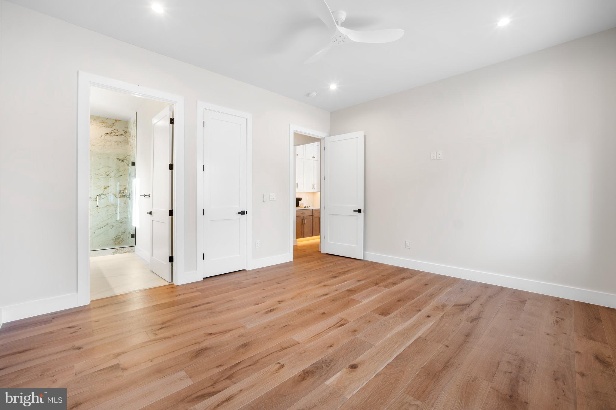 DANA HEIGHTS - Residential