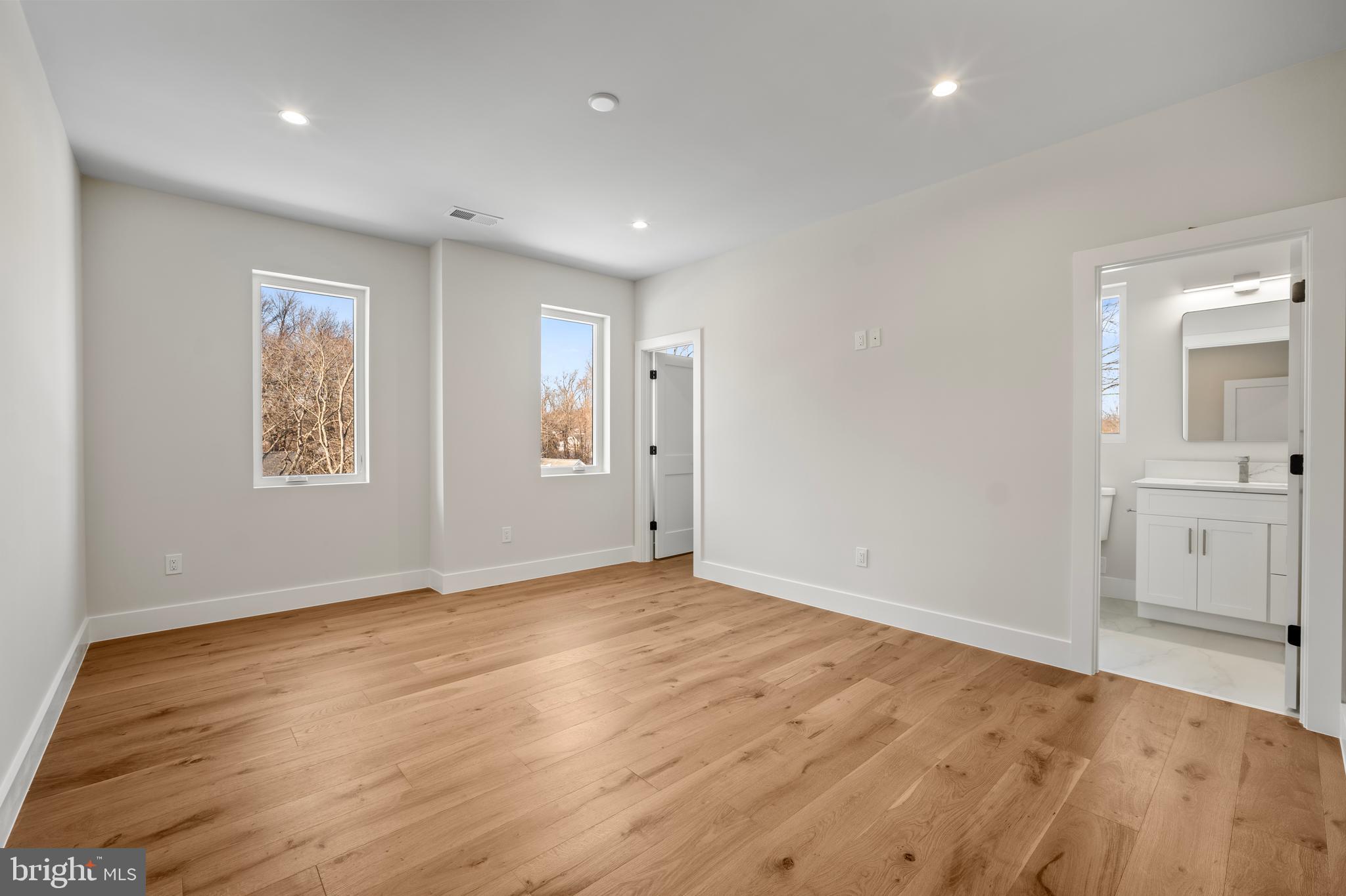 DANA HEIGHTS - Residential