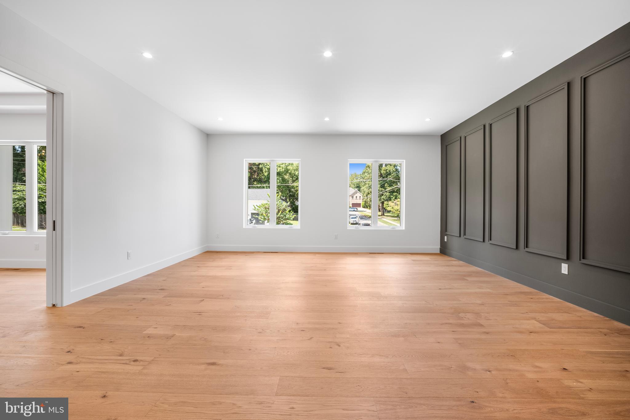 DANA HEIGHTS - Residential