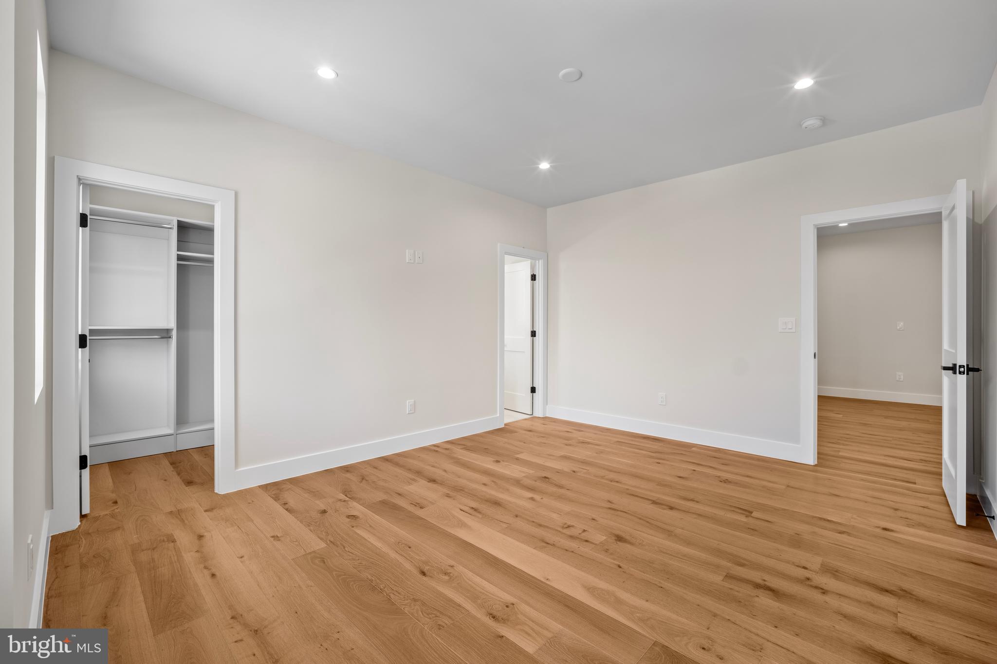 DANA HEIGHTS - Residential