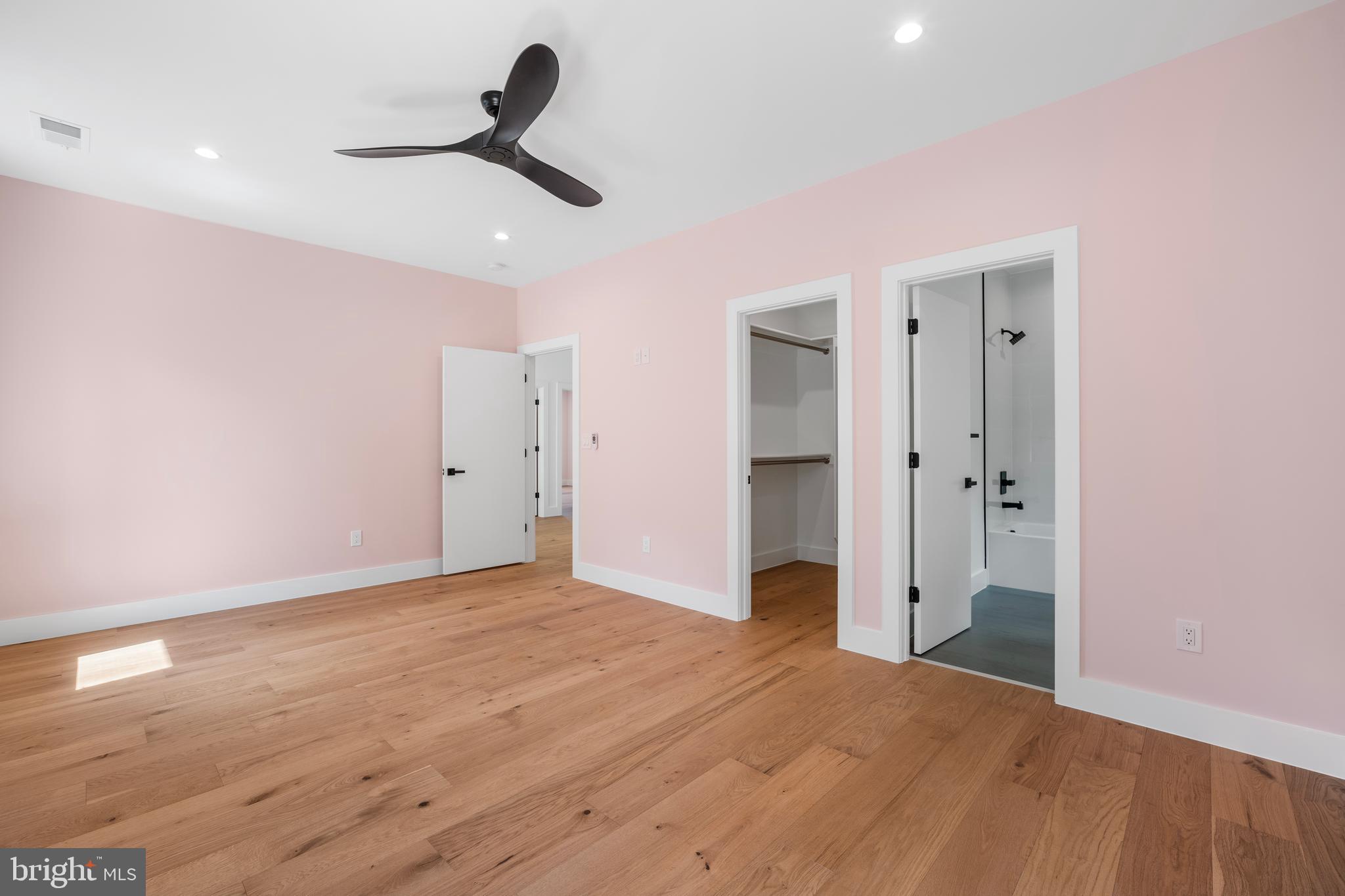 DANA HEIGHTS - Residential