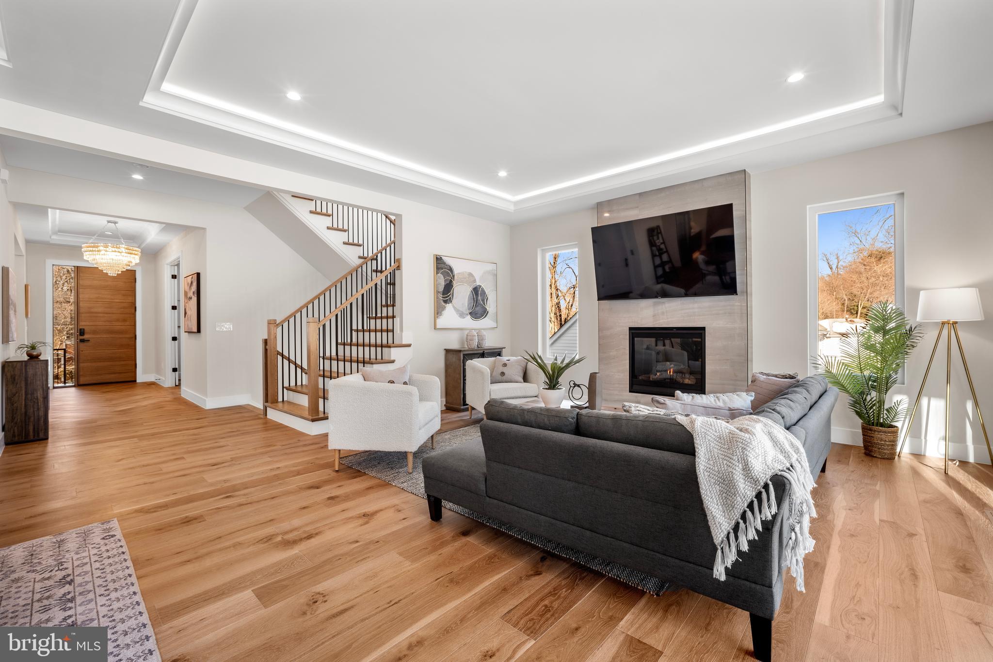 DANA HEIGHTS - Residential