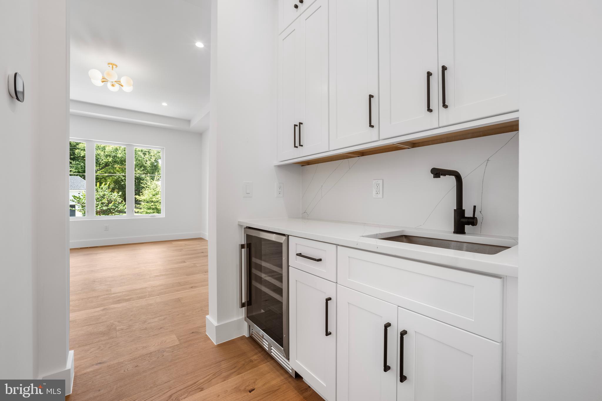 DANA HEIGHTS - Residential