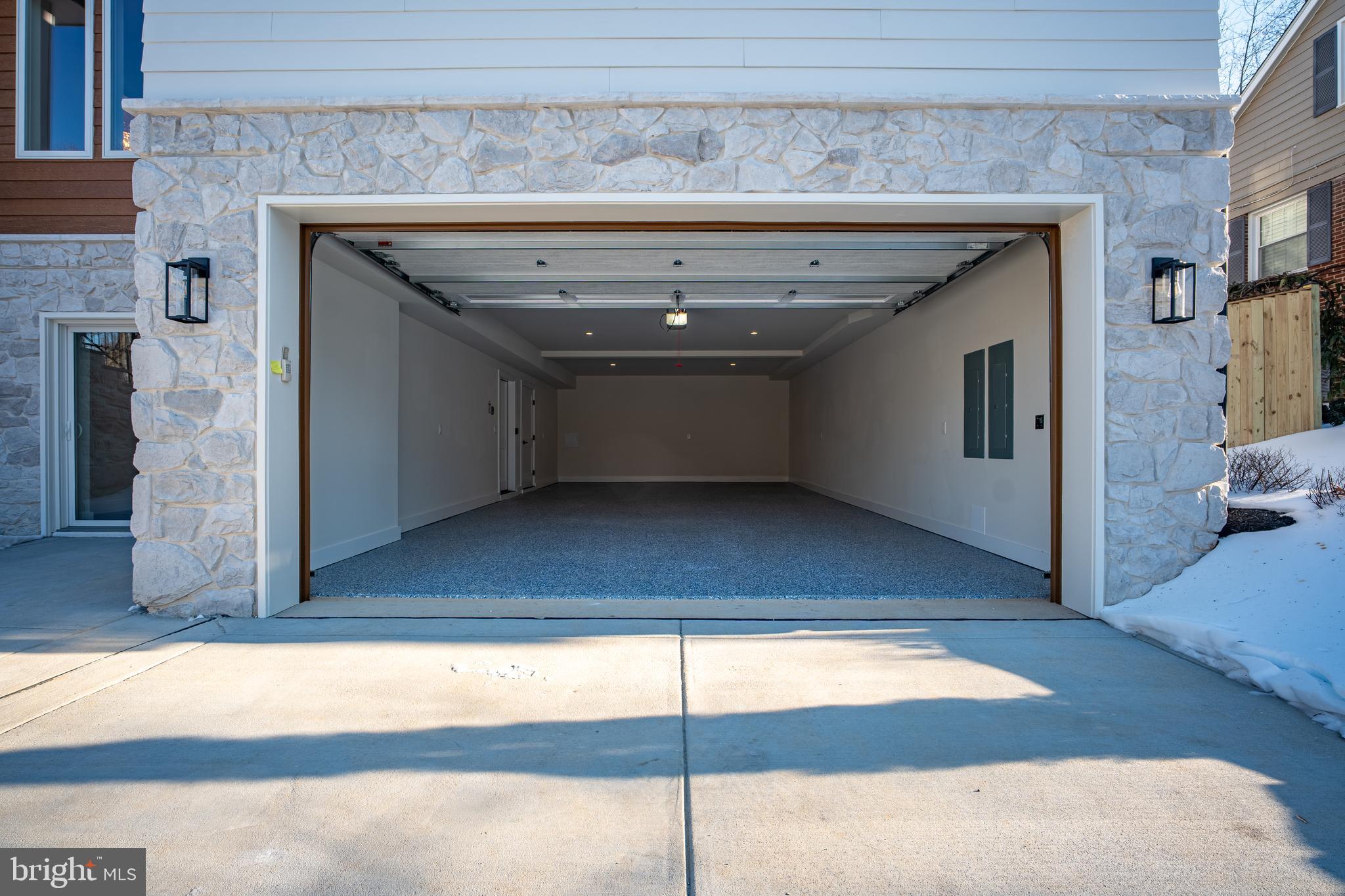 DANA HEIGHTS - Residential