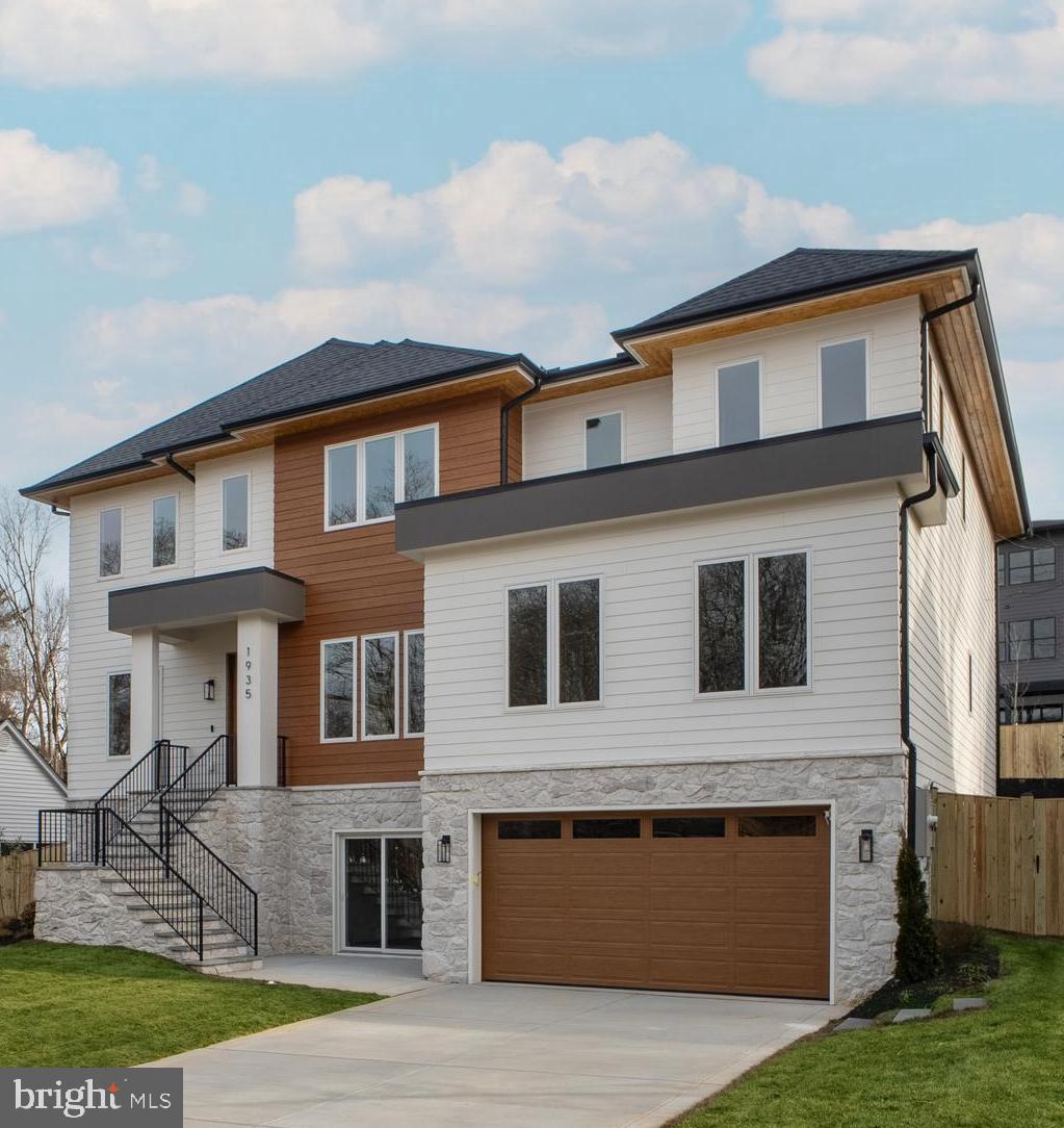 DANA HEIGHTS - Residential