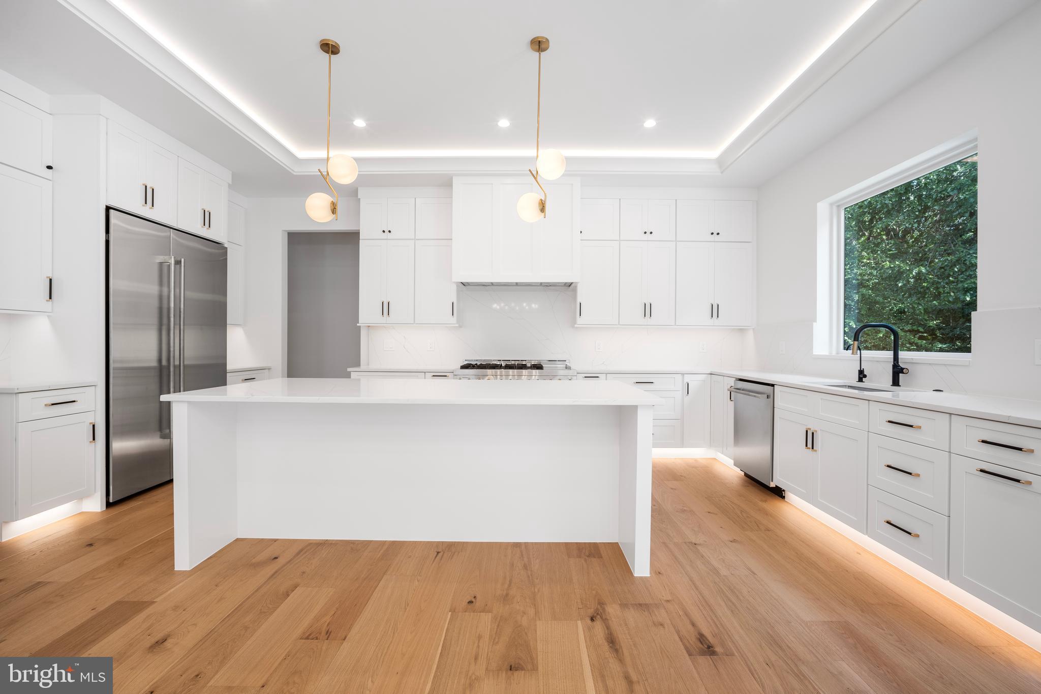 DANA HEIGHTS - Residential