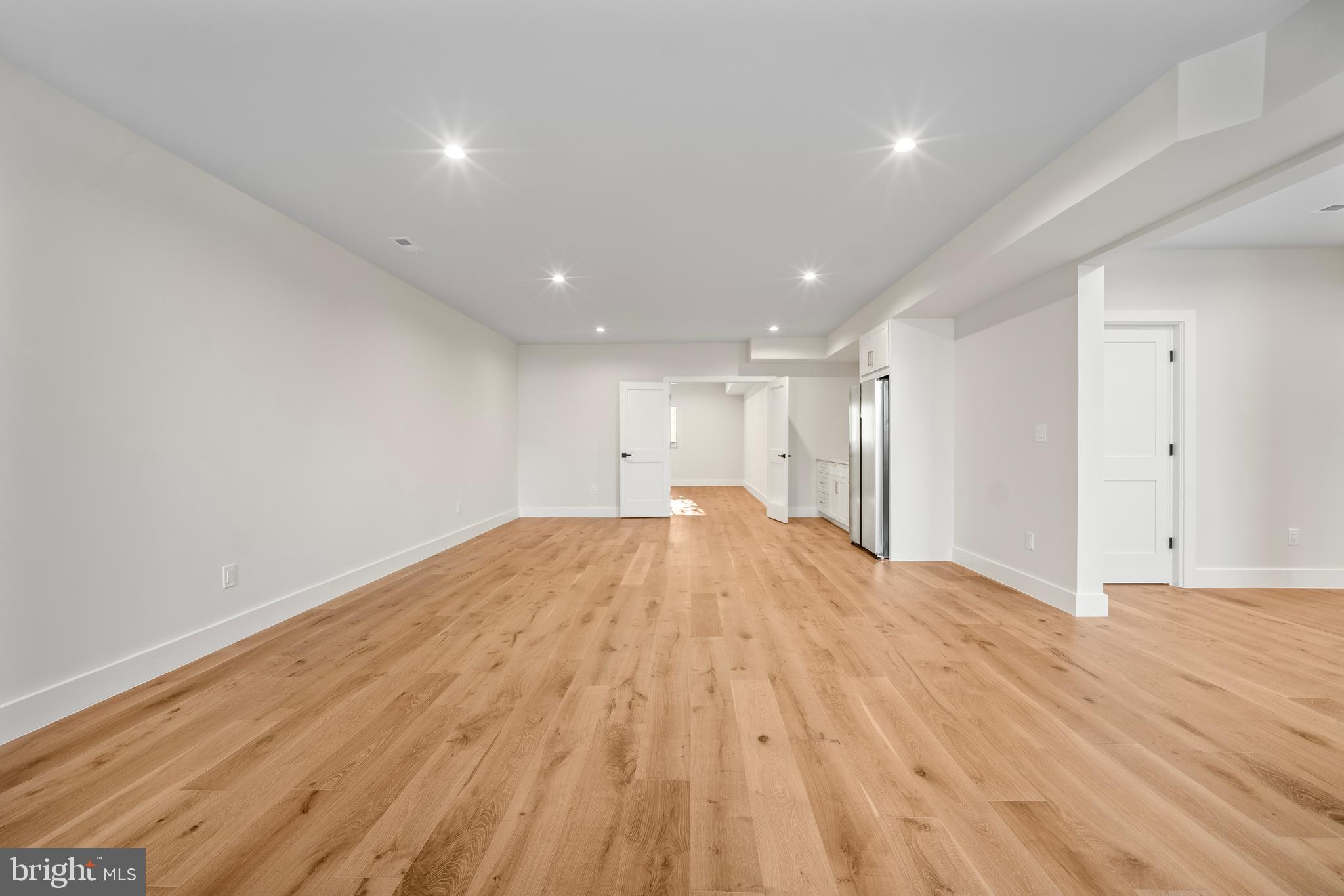 DANA HEIGHTS - Residential