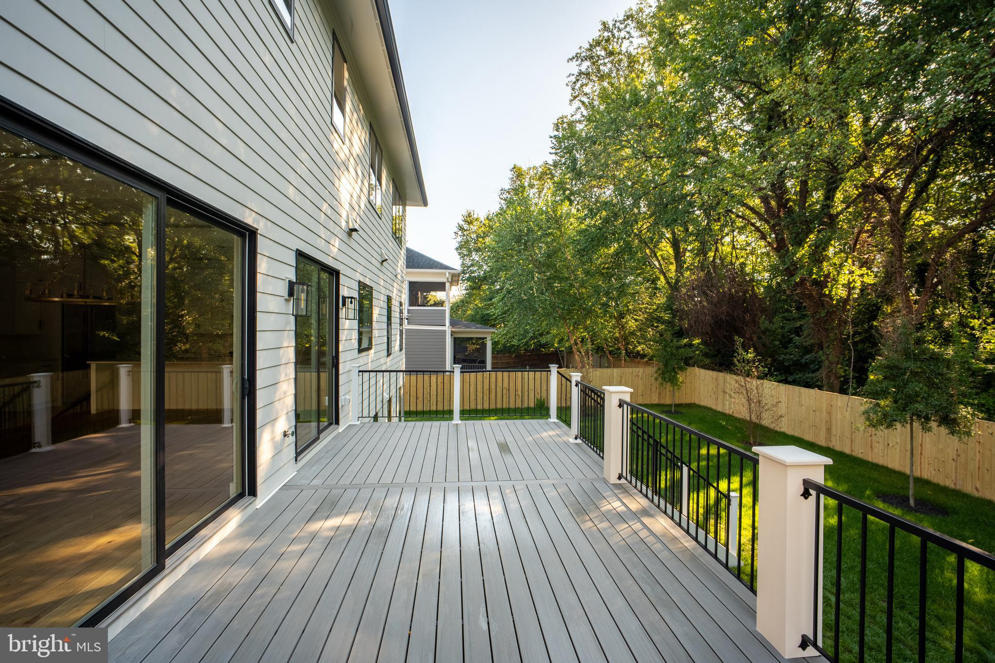 DANA HEIGHTS - Residential